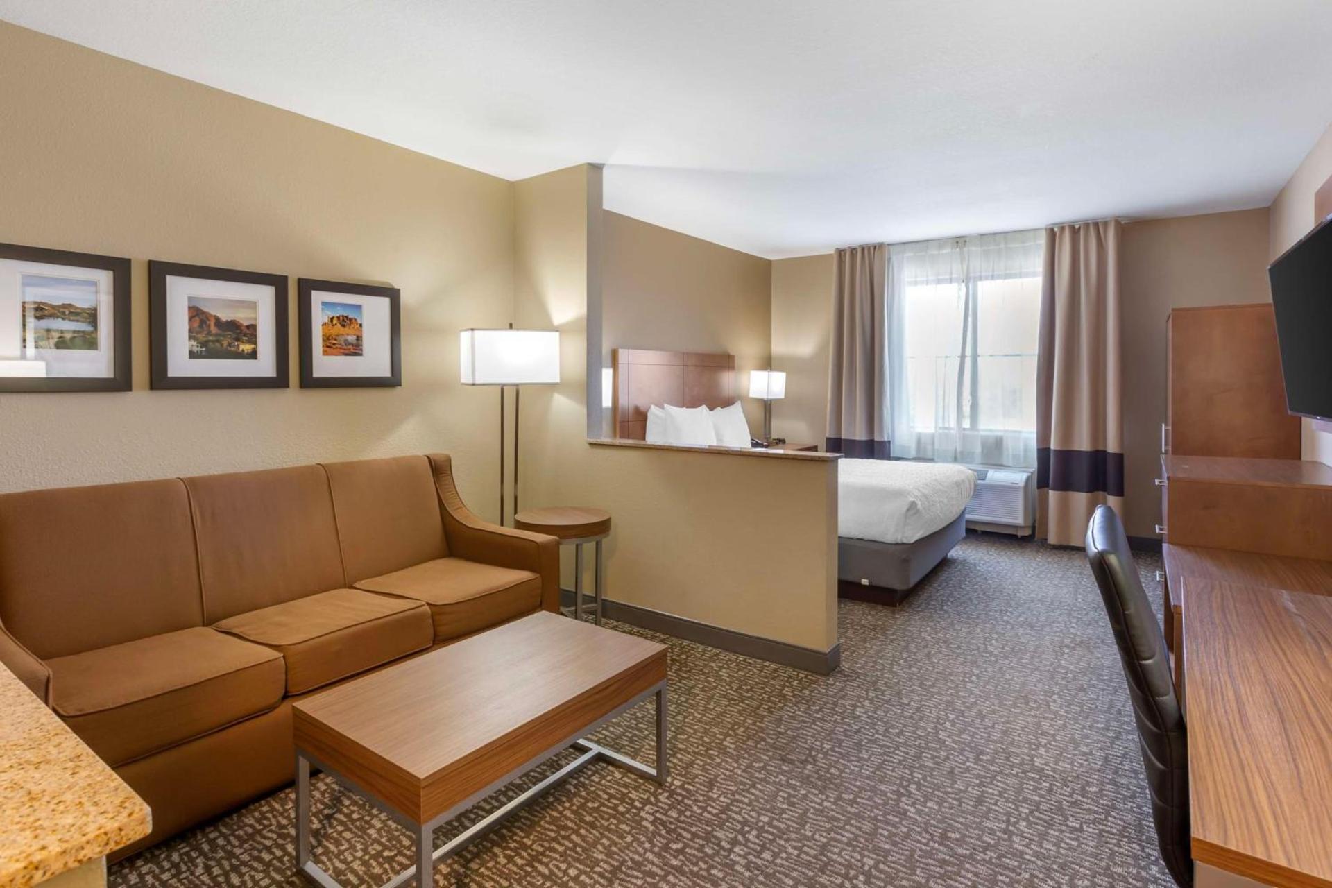Best Western Plus Surprise-Phoenix NW photo 38