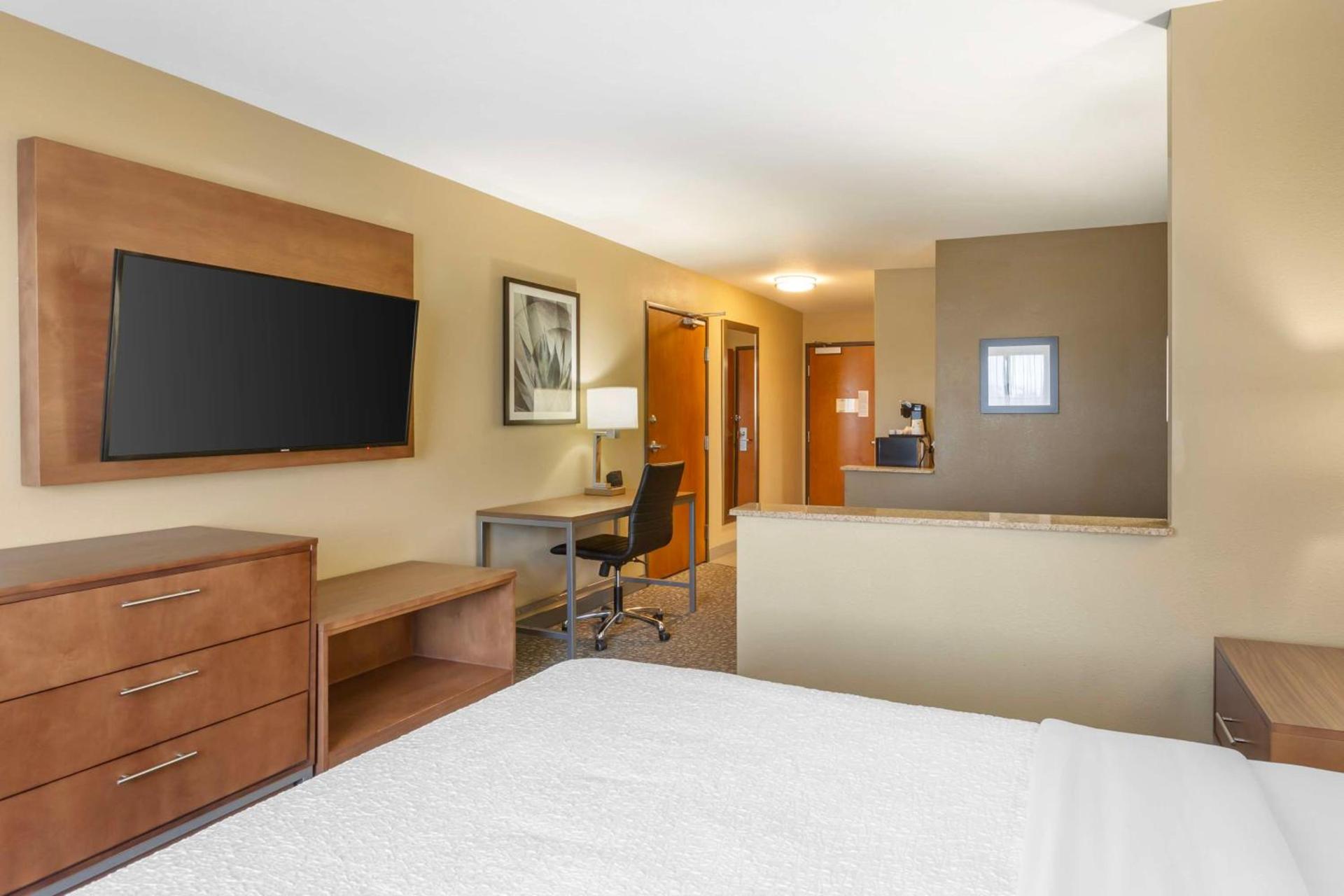 Best Western Plus Surprise-Phoenix NW photo 41