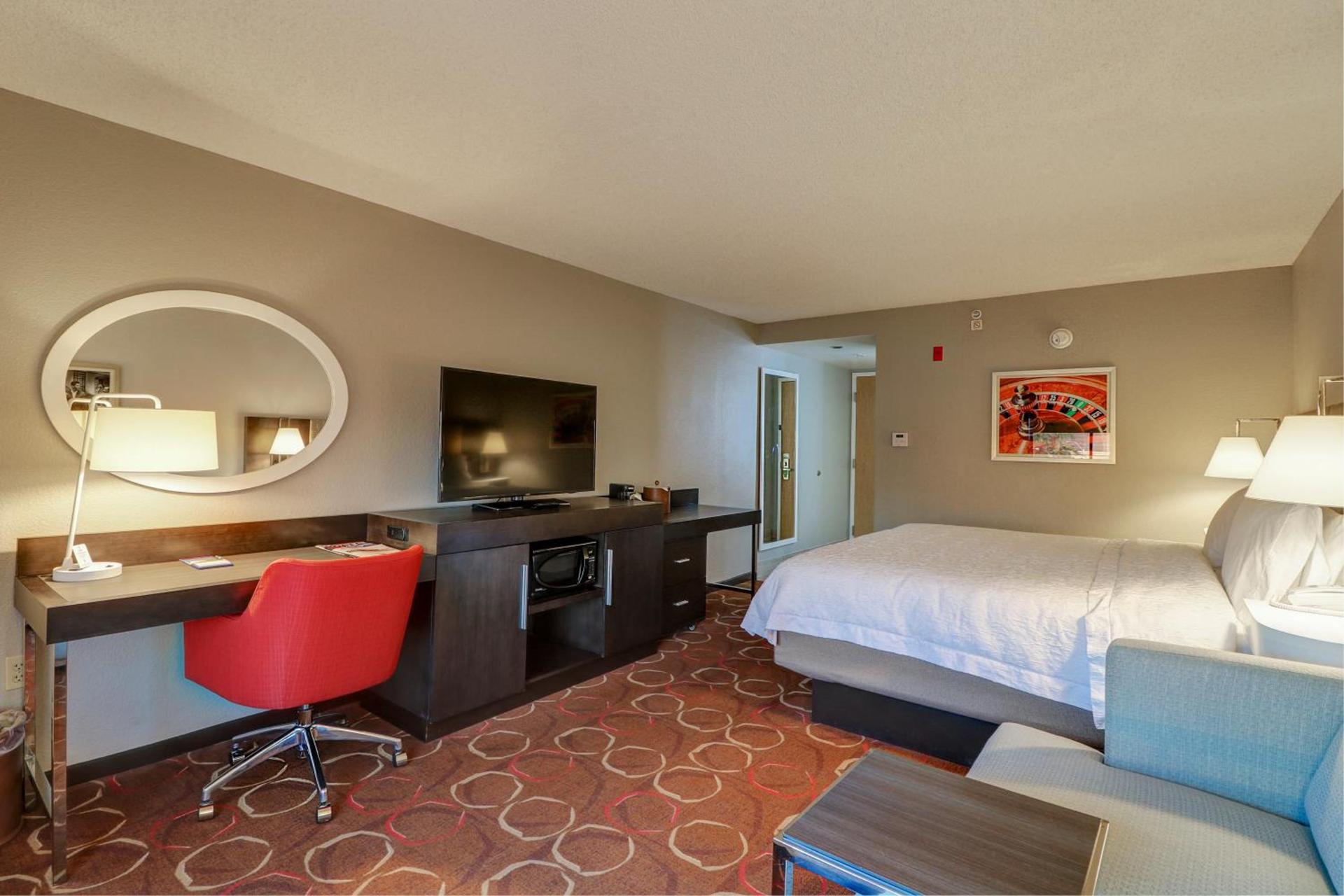 Hampton Inn Tropicana photo 15