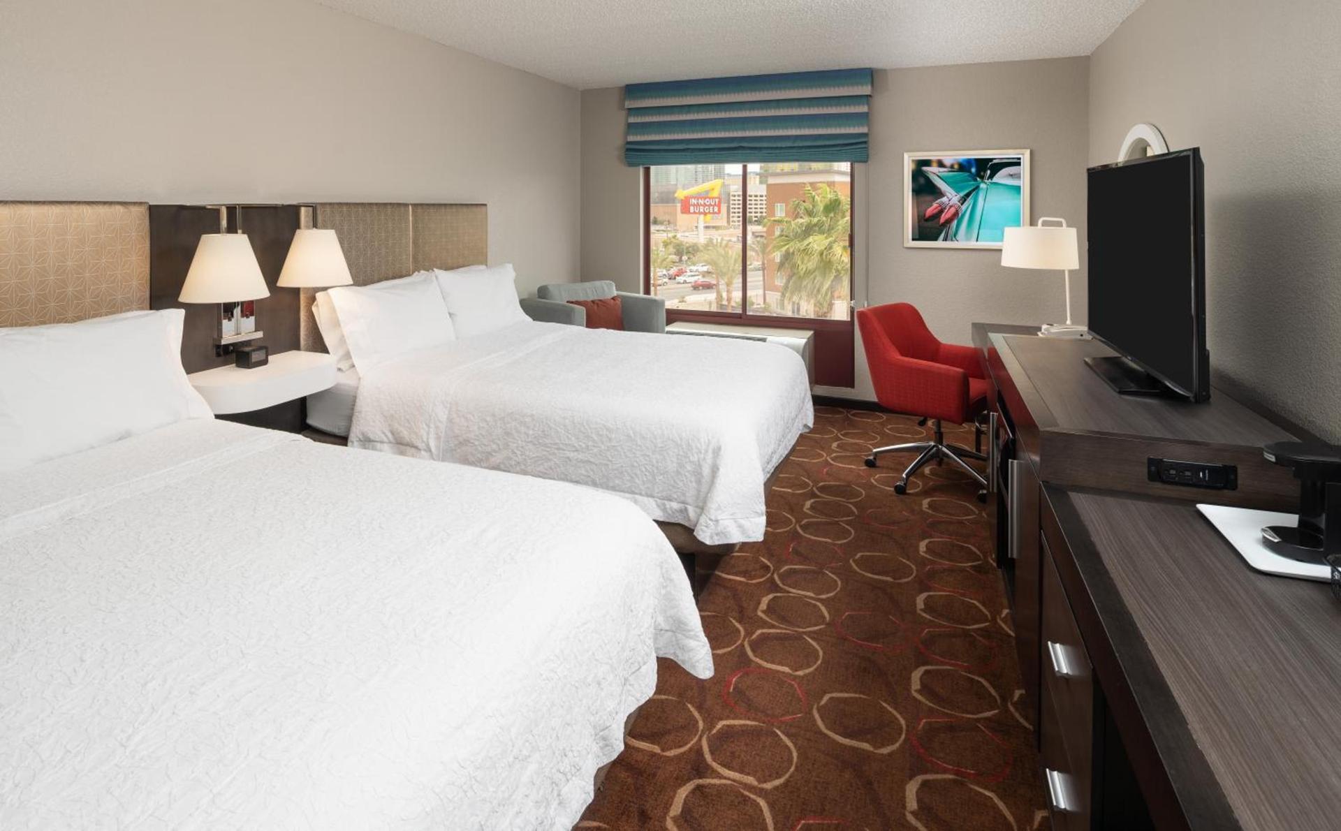 Hampton Inn Tropicana photo 12