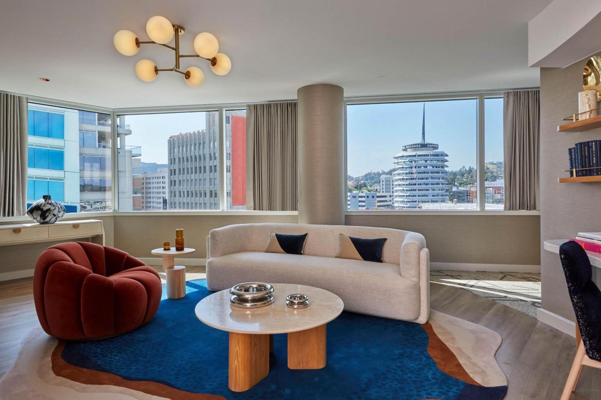 W Hollywood photo 44