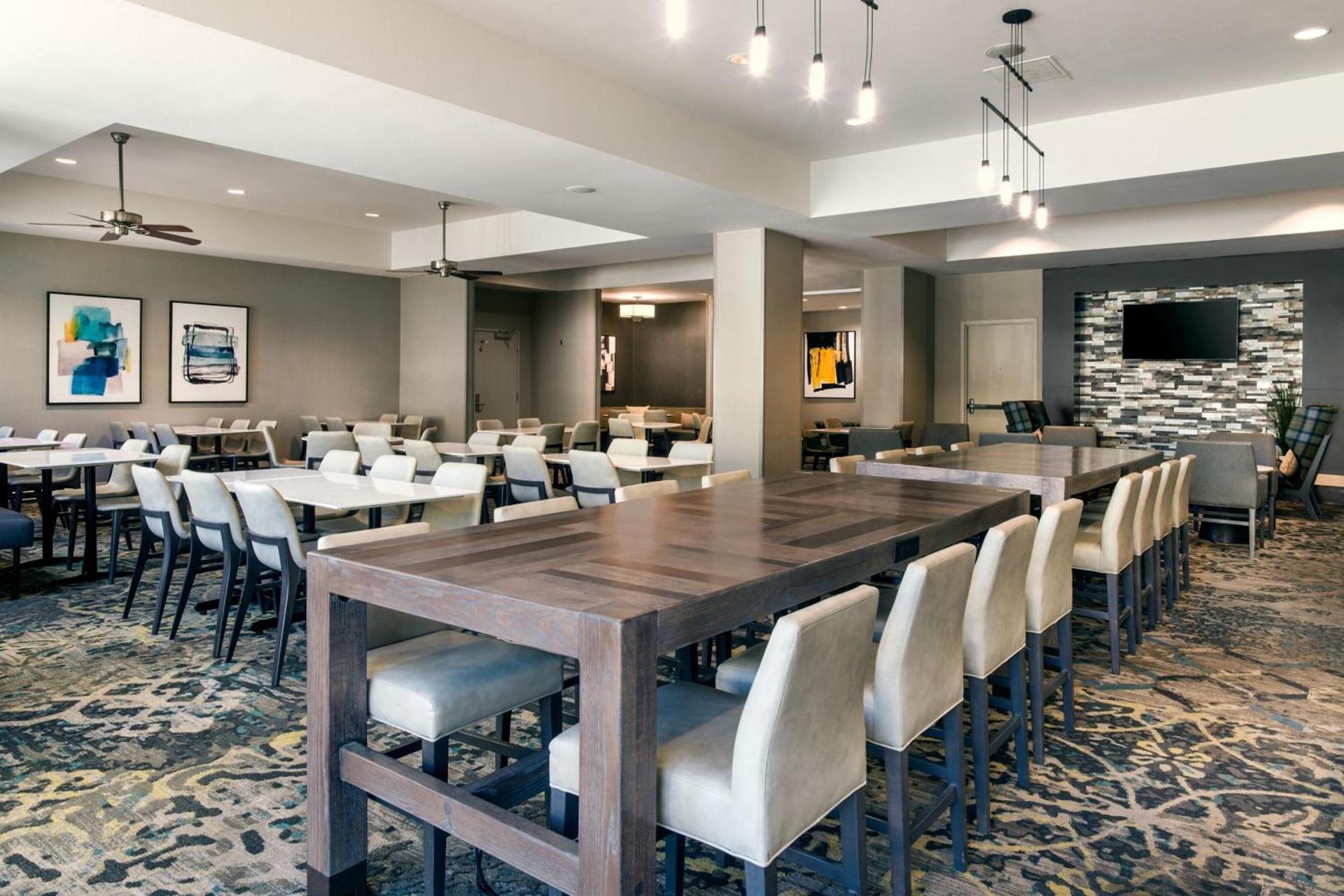 Residence Inn by Marriott Las Vegas Hughes Center photo 20