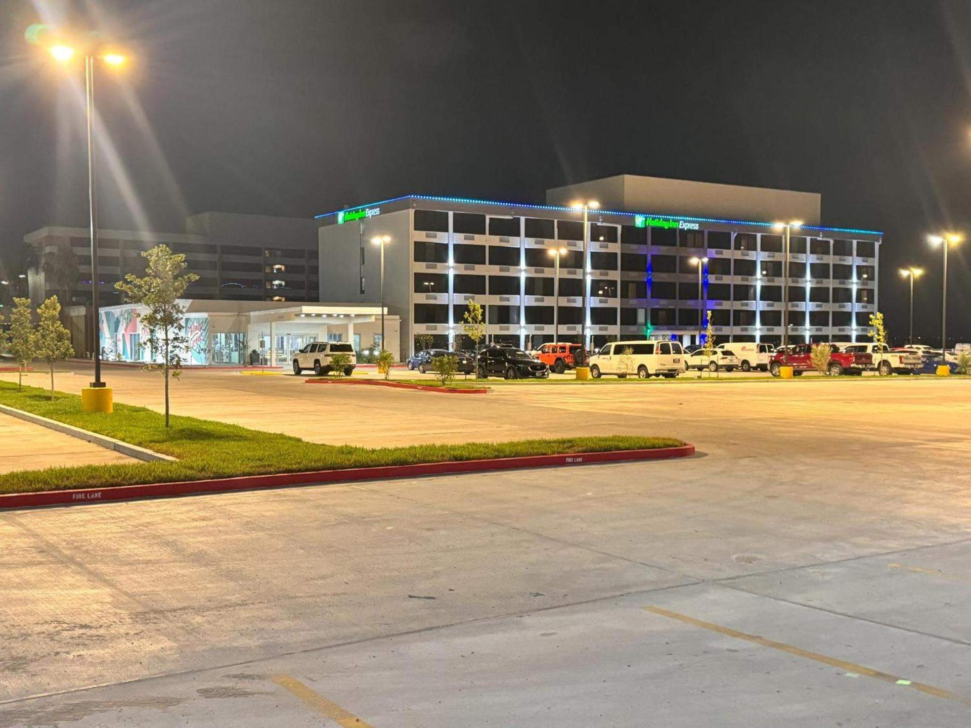 Holiday Inn Express Corpus Christi - Beachfront by IHG photo 37