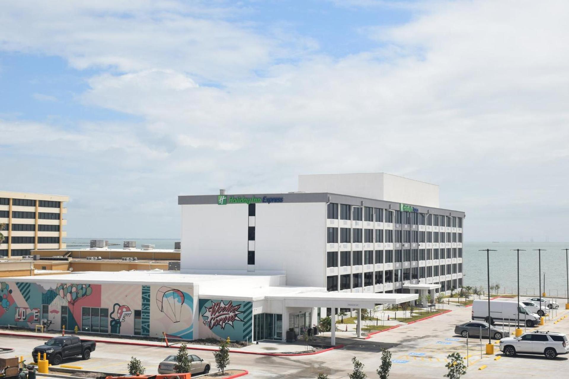 Holiday Inn Express Corpus Christi - Beachfront by IHG photo 38