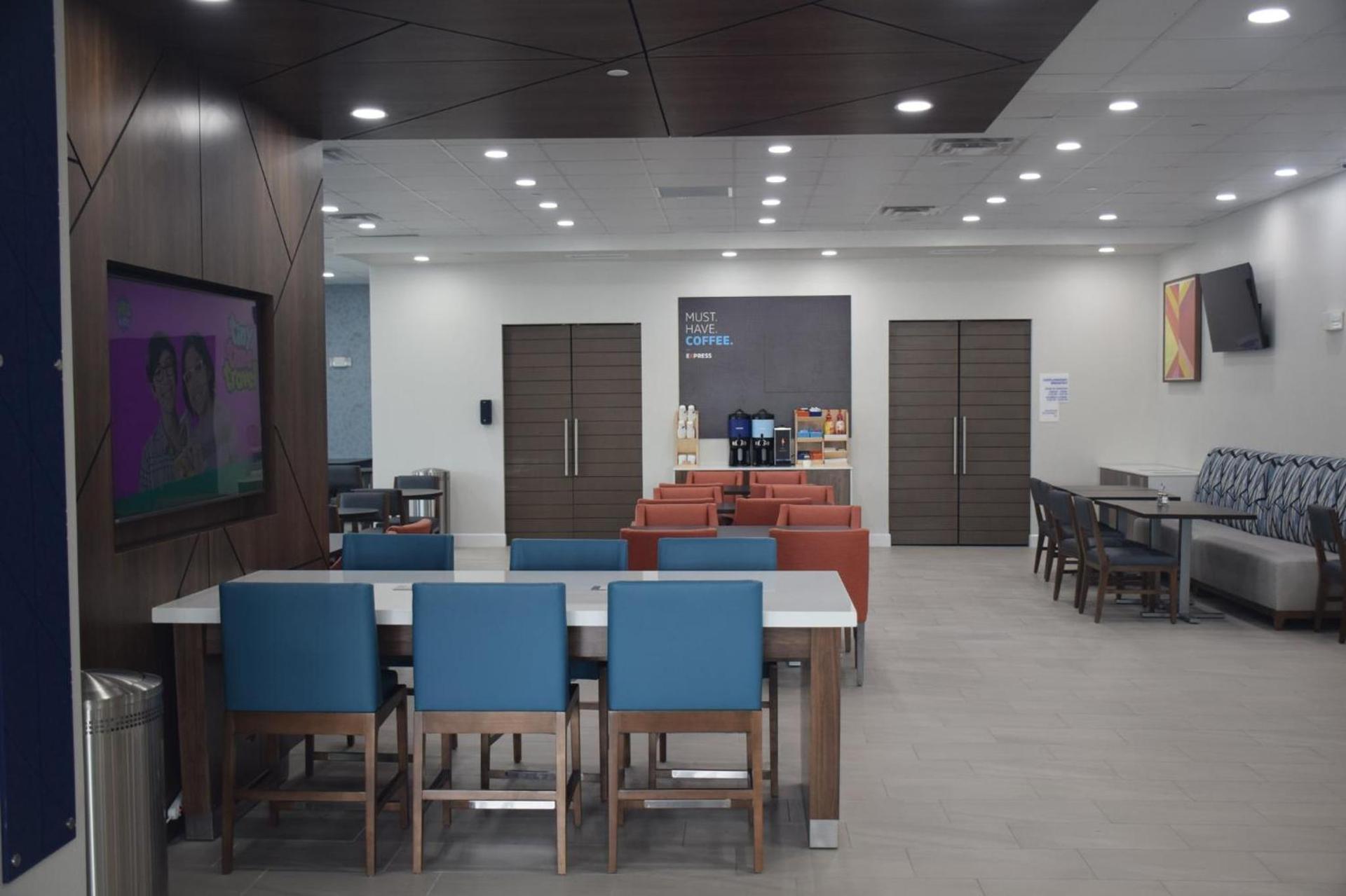 Holiday Inn Express Corpus Christi - Beachfront by IHG photo 43