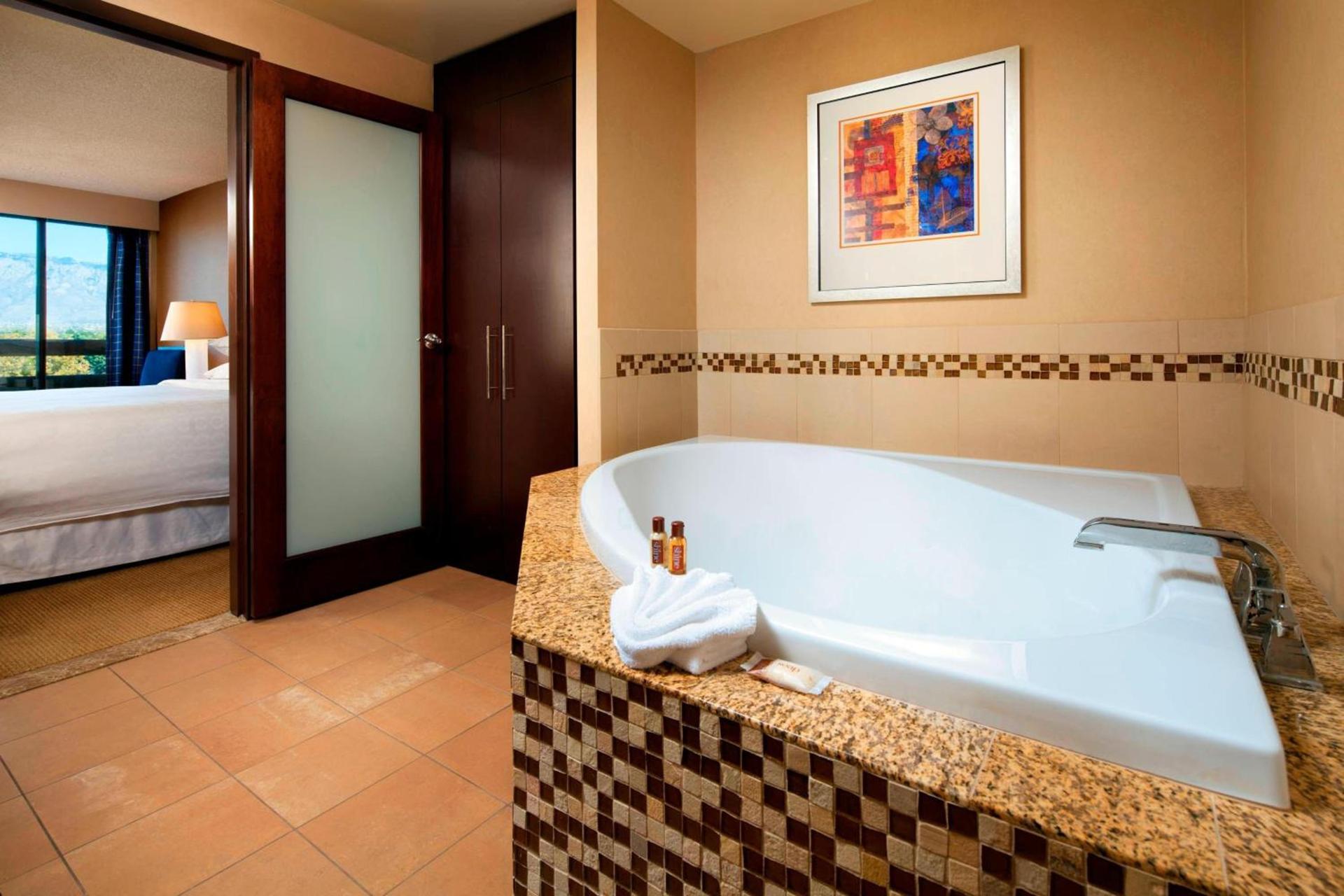 Sheraton Albuquerque Uptown by Marriott photo 9