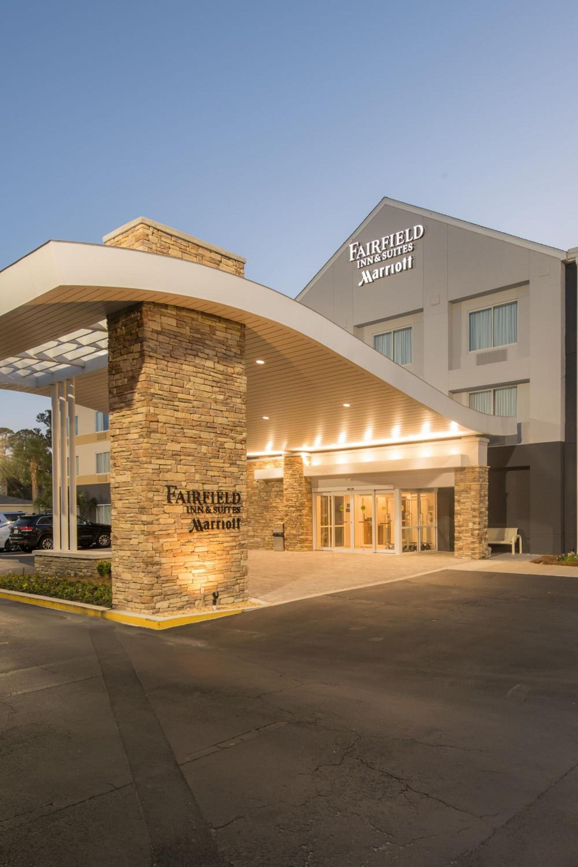 Fairfield Inn Suites Brunswick photo 4