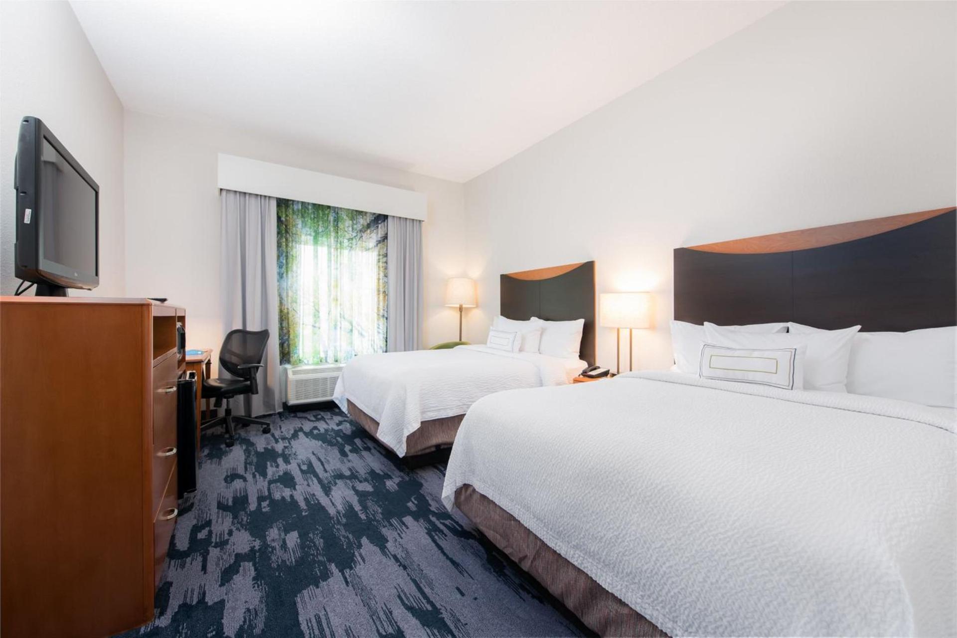 Fairfield Inn Suites Brunswick photo 13