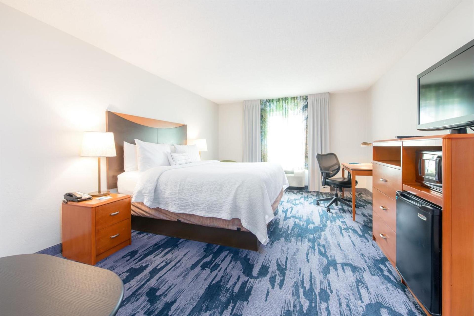 Fairfield Inn Suites Brunswick photo 16