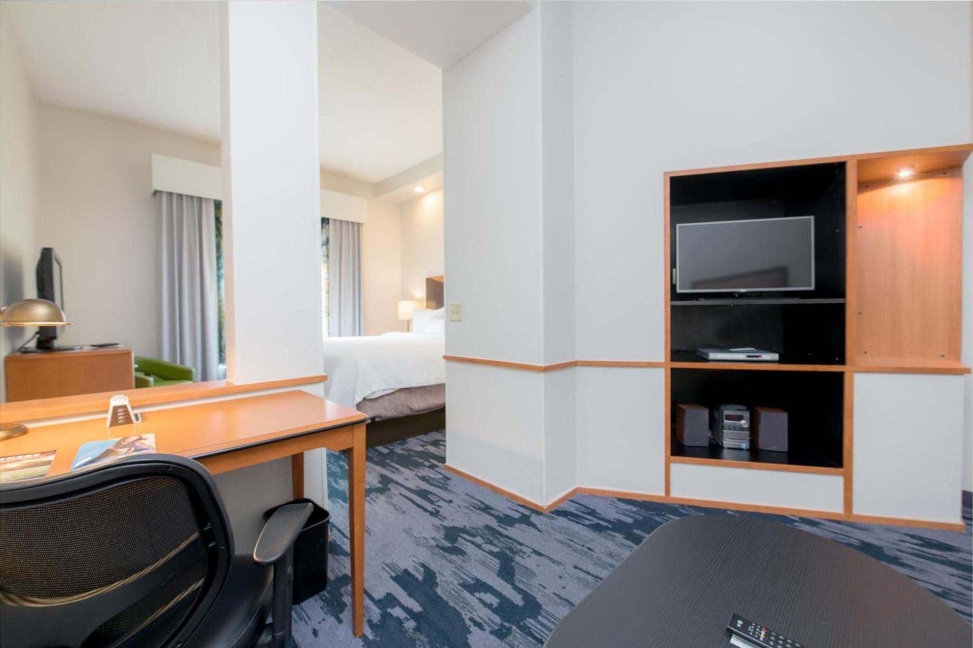 Fairfield Inn Suites Brunswick photo 18