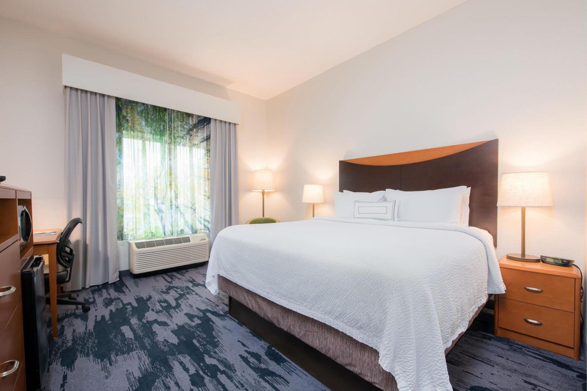 Fairfield Inn Suites Brunswick photo 23