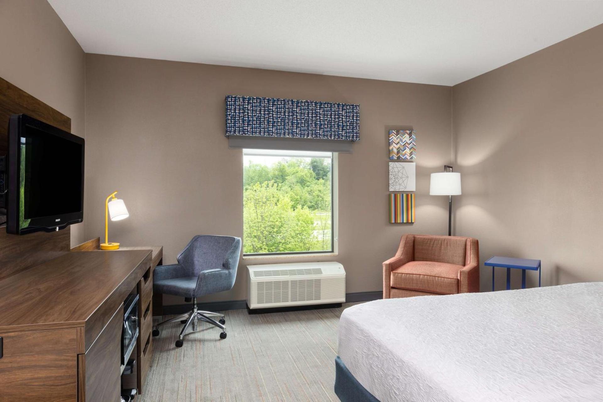 Hampton Inn & Suites Harrisburg photo 27