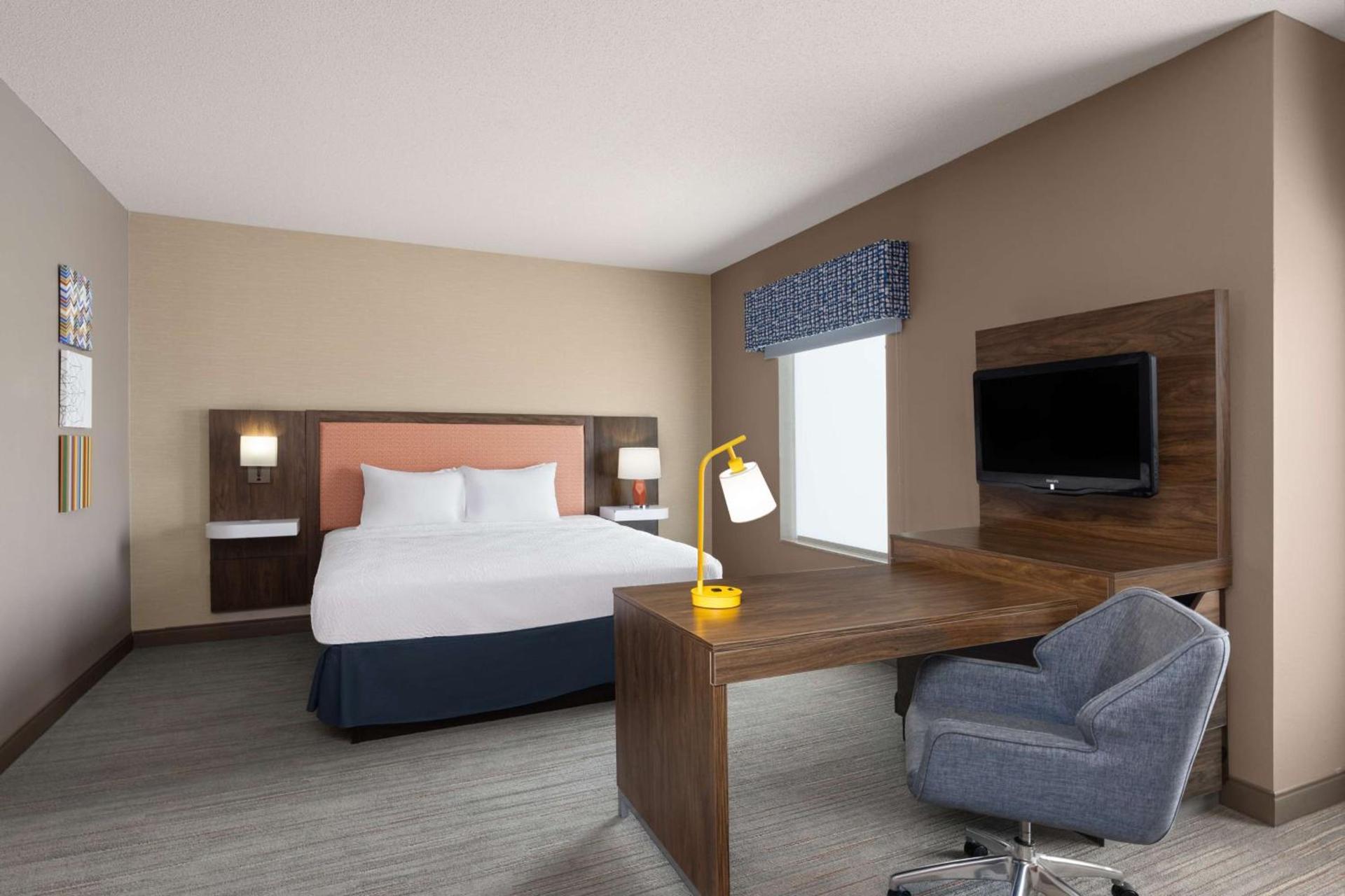 Hampton Inn & Suites Harrisburg photo 30