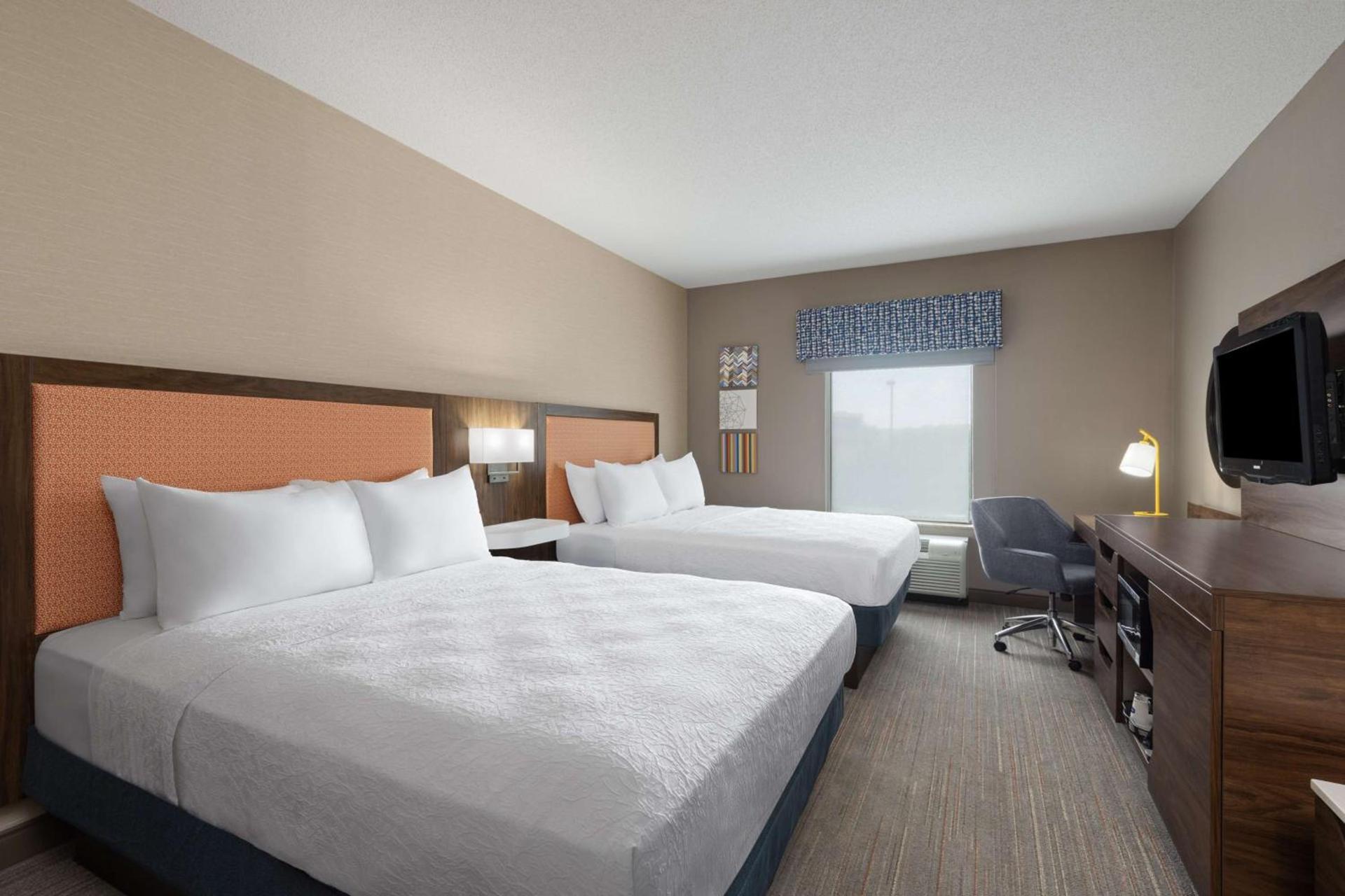 Hampton Inn & Suites Harrisburg photo 32
