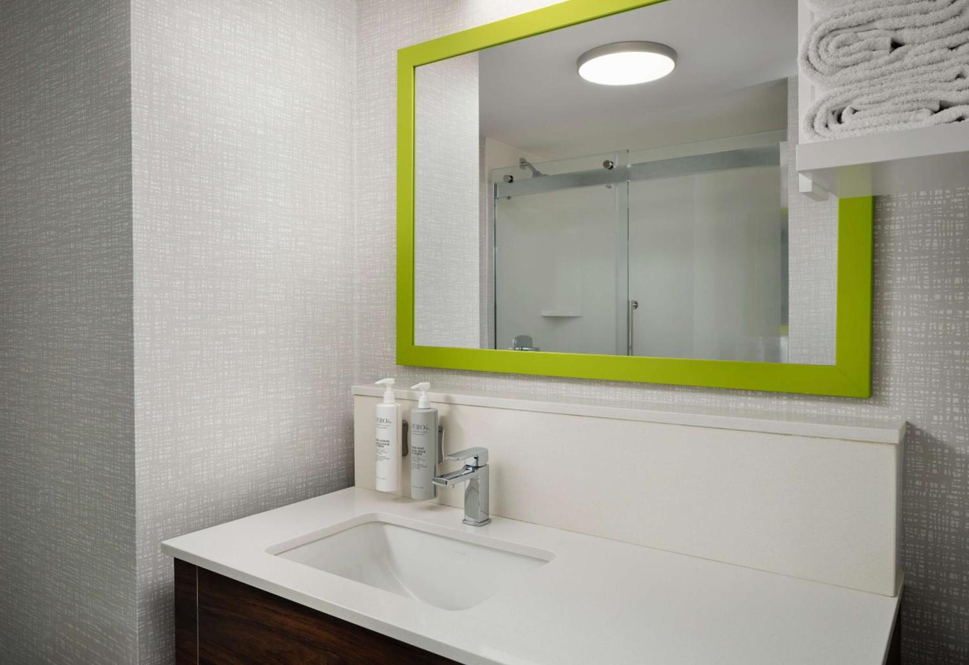 Hampton Inn San Diego/Del Mar photo 18