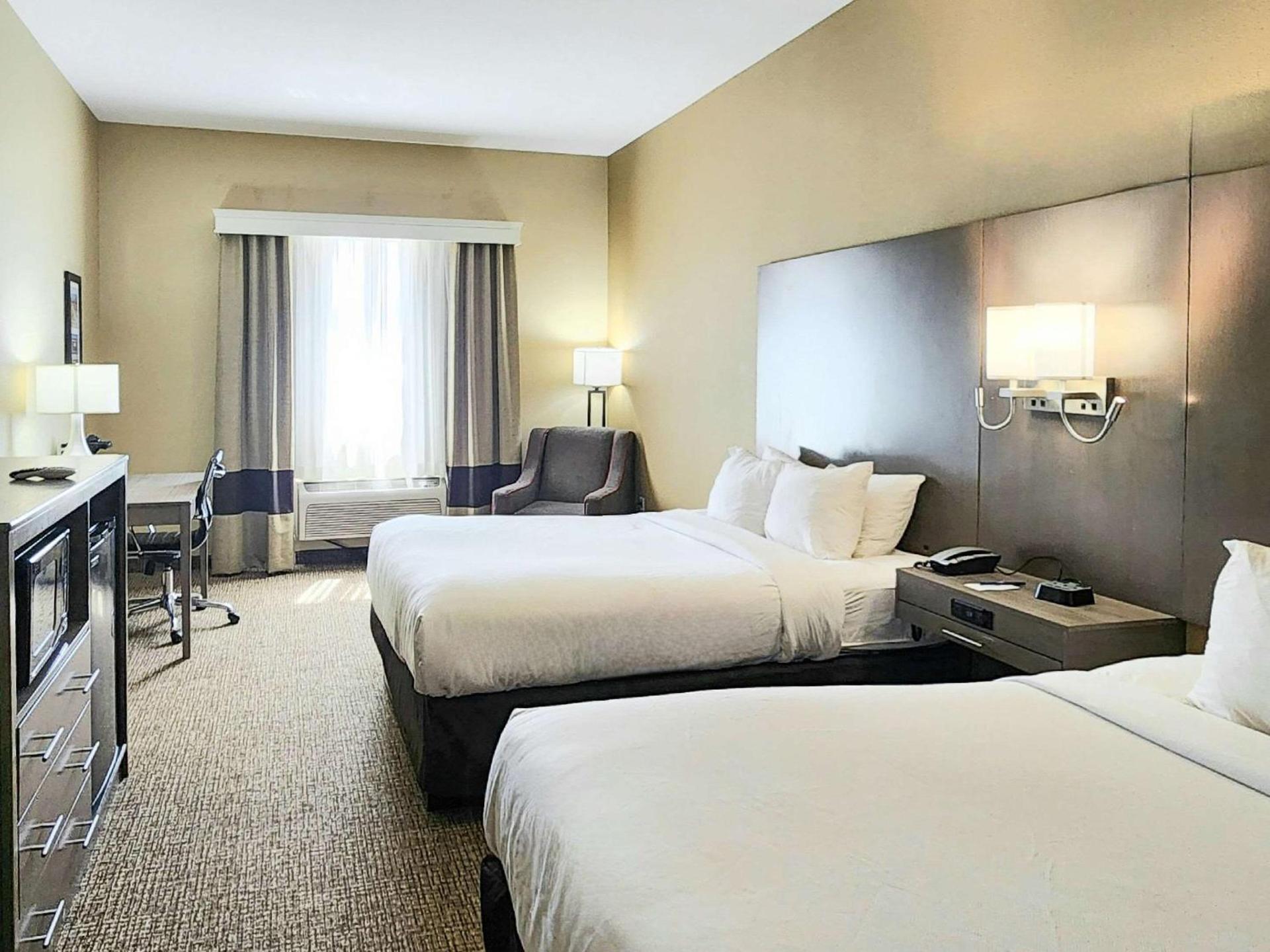 Comfort Inn & Suites Monahans I-20 photo 7