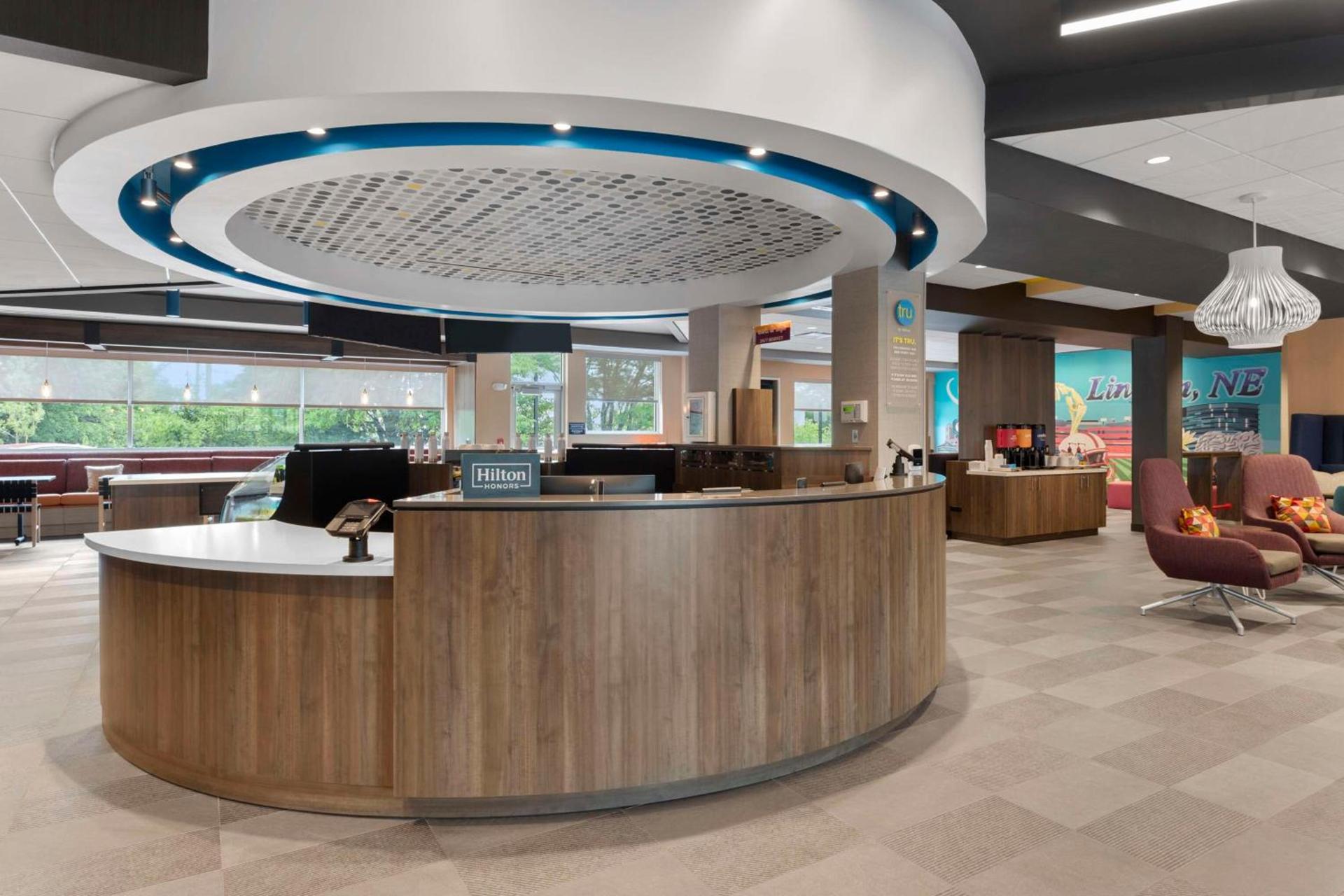 Tru By Hilton Lincoln East photo 9