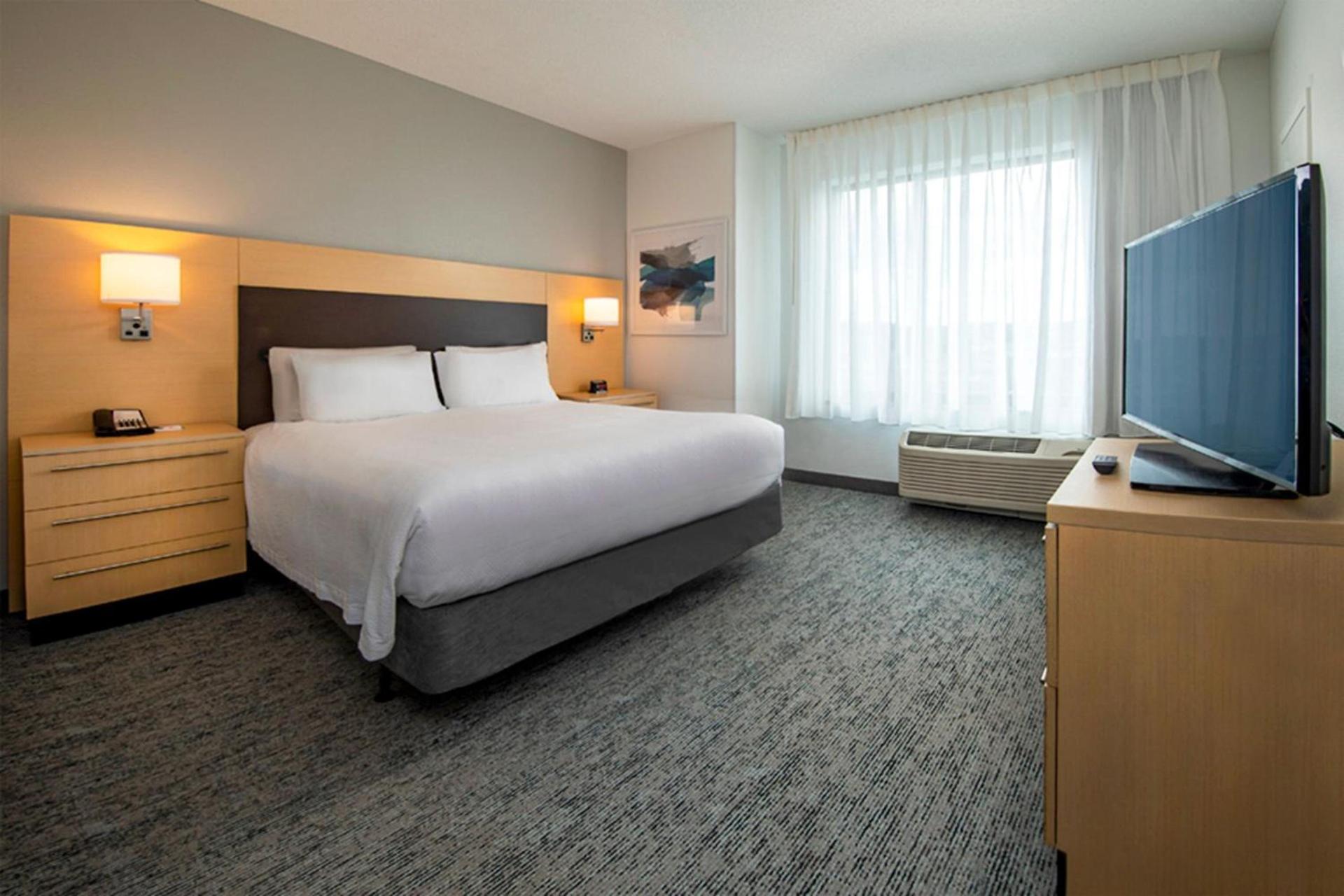 TownePlace Suites by Marriott Frederick photo 28