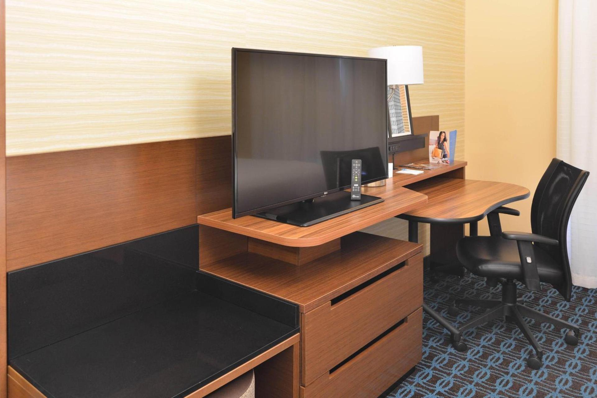 Fairfield Inn & Suites by Marriott Eau Claire/Chippewa Falls photo 21