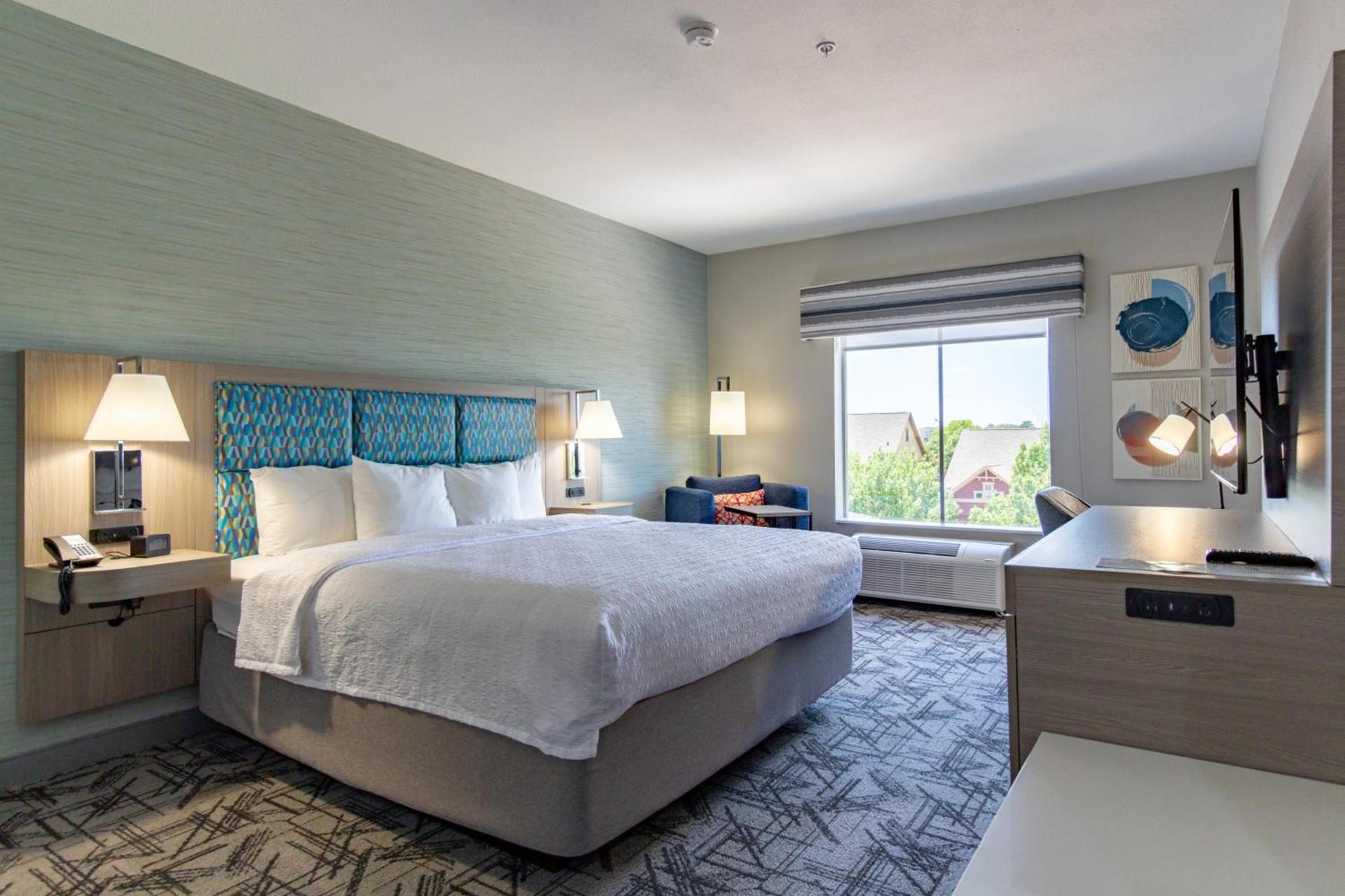 Hampton Inn & Suites Denton photo 48