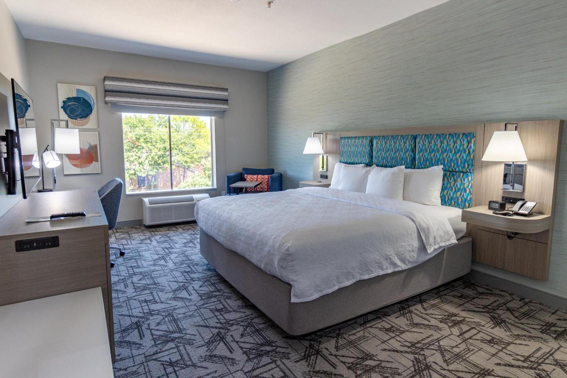 Hampton Inn & Suites Denton photo 54