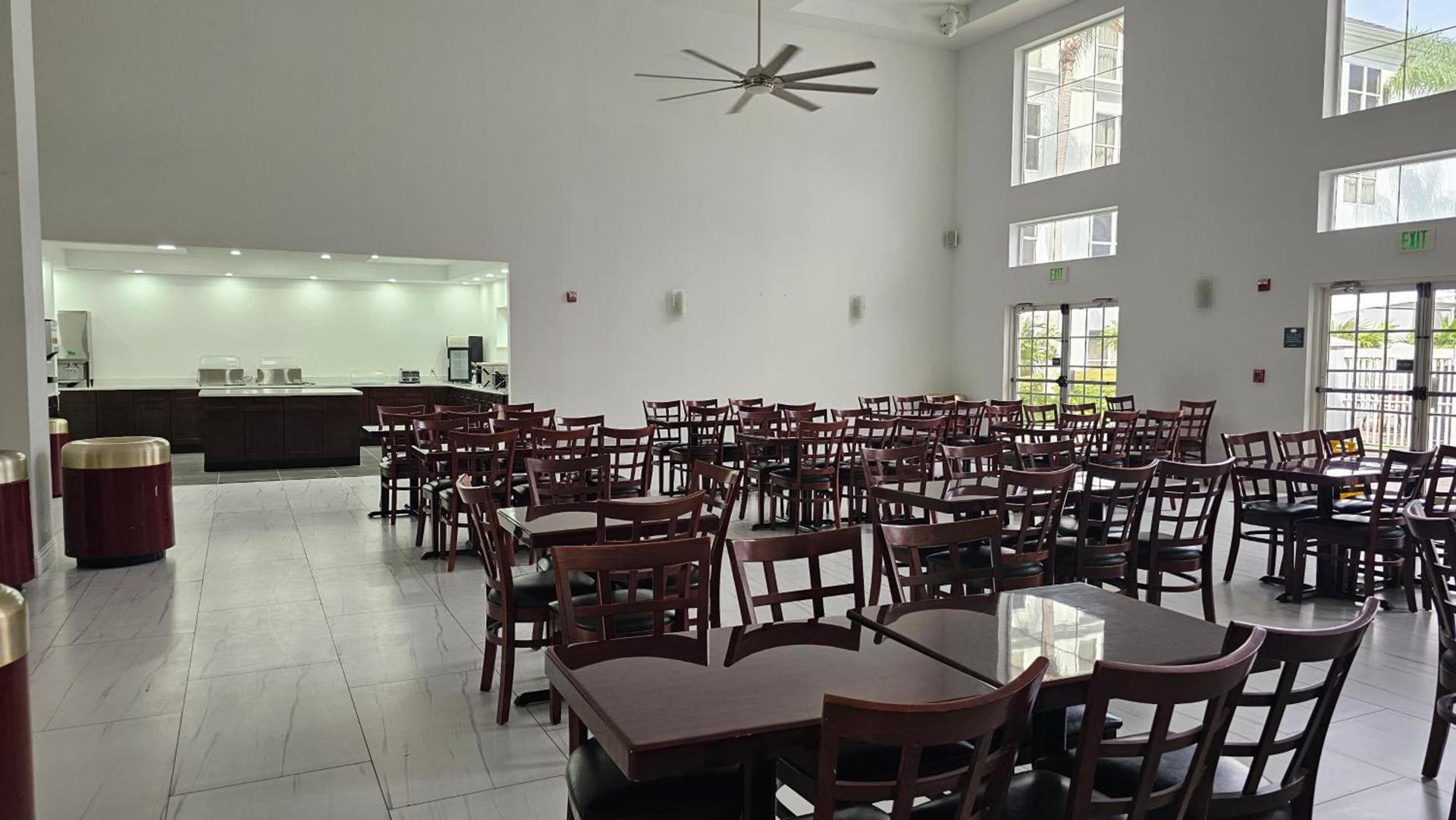 SureStay Plus by Best Western Orlando Lake Buena Vista photo 13