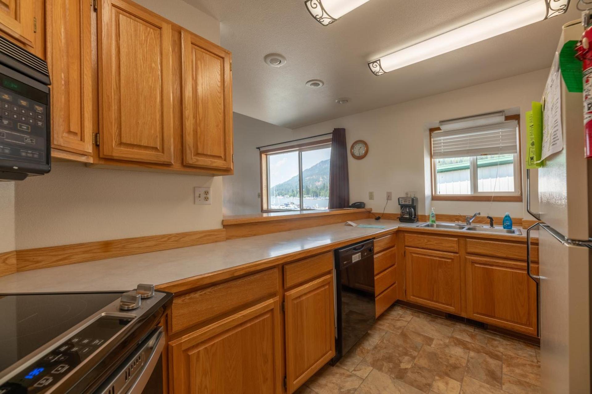 Pend Oreille Shores Resort photo 49