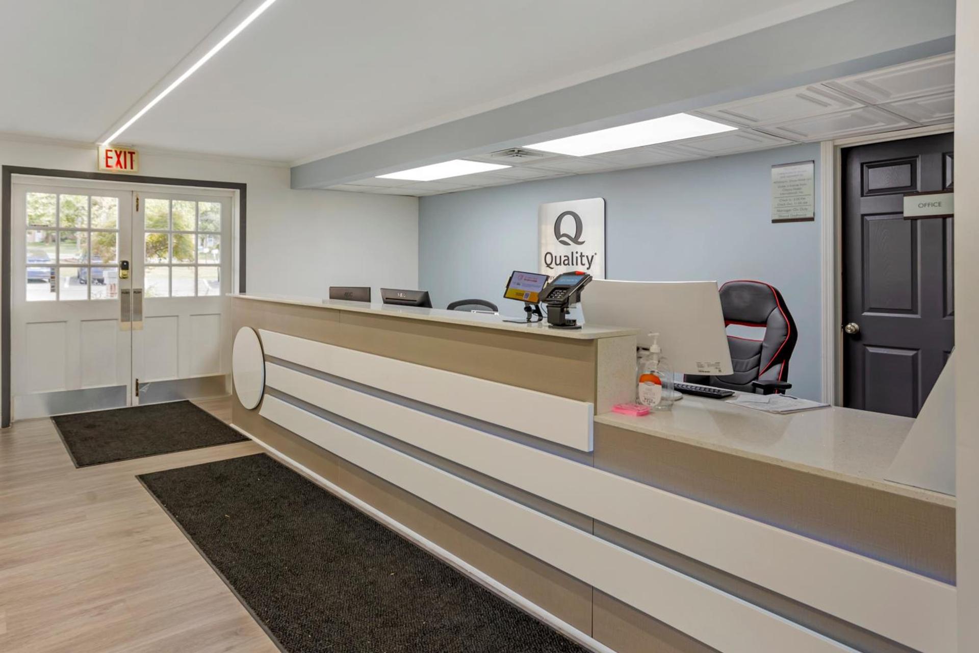 Quality Inn Smoketown - Lancaster Area photo 36