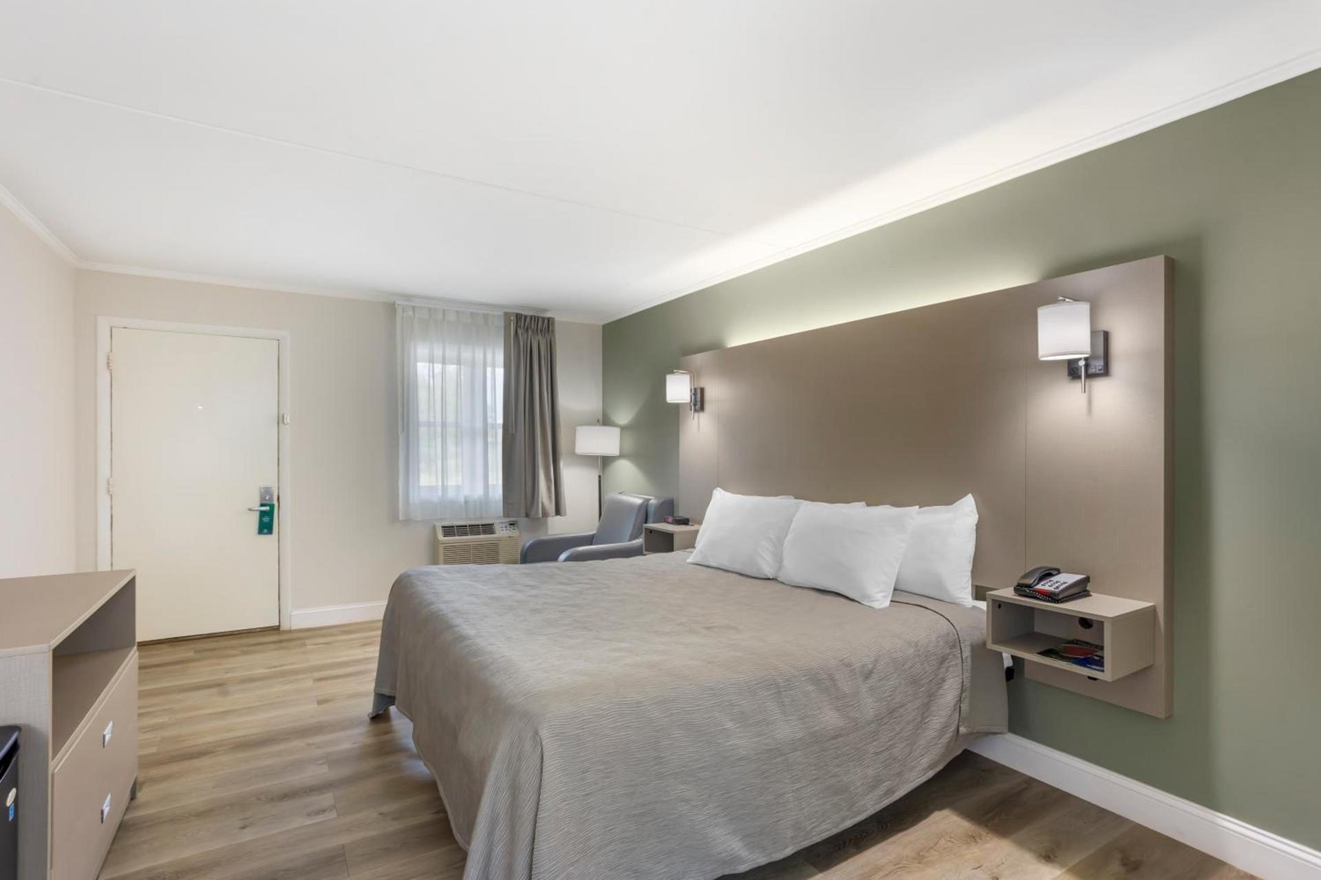 Quality Inn Smoketown - Lancaster Area photo 59