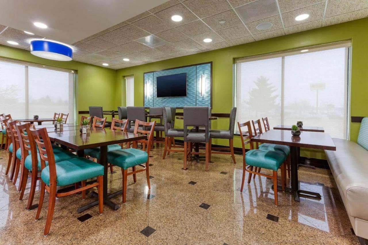 Heritage Inn & Suites St Louis Fenton, Trademark by Wyndham photo 22
