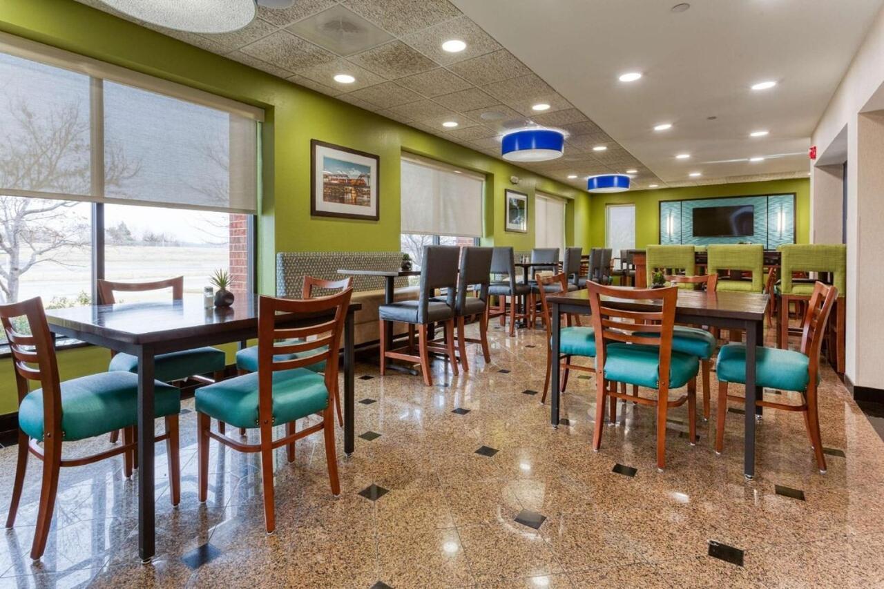 Heritage Inn & Suites St Louis Fenton, Trademark by Wyndham photo 20