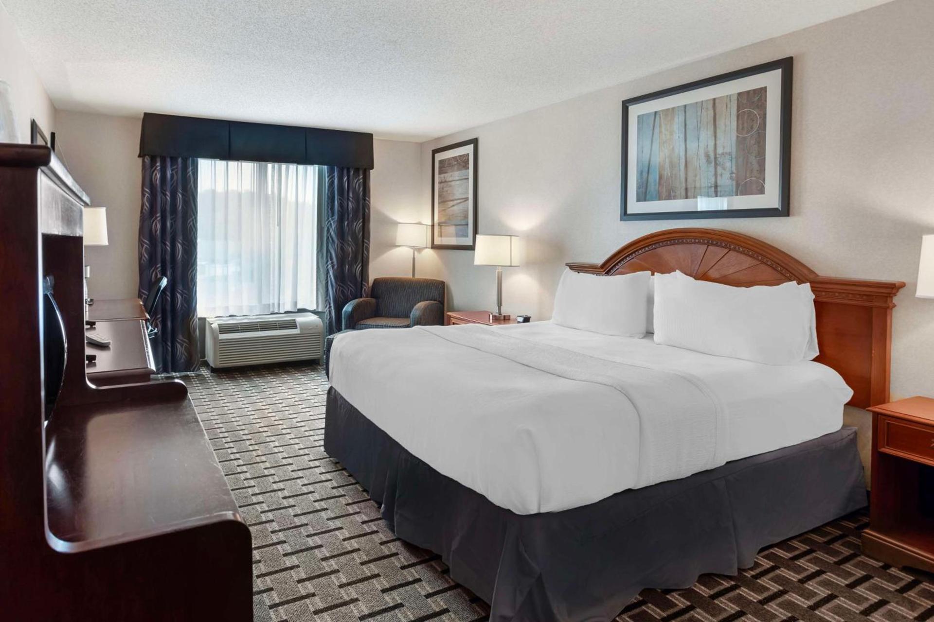 Best Western Plus Clearfield photo 6