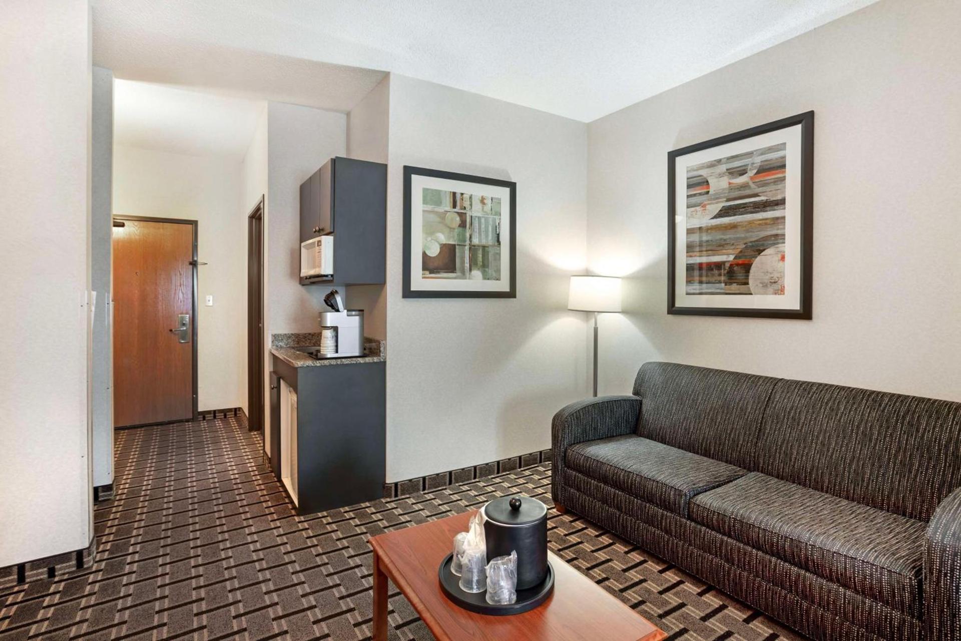 Best Western Plus Clearfield photo 12