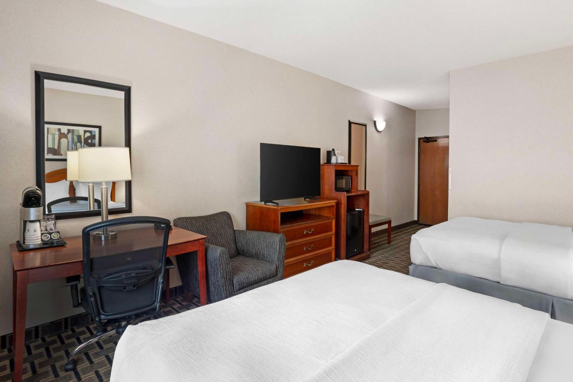 Best Western Plus Clearfield photo 15