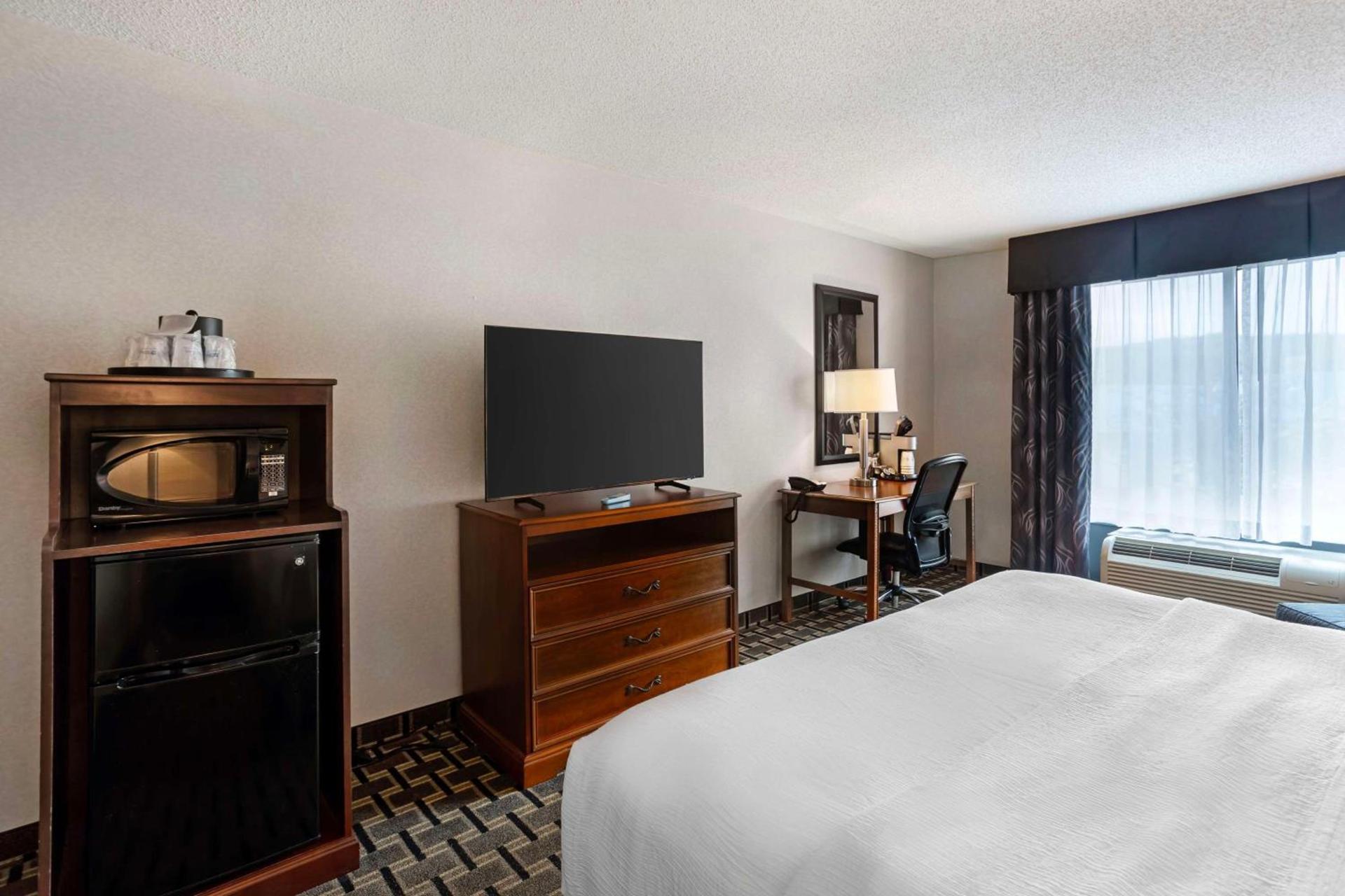 Best Western Plus Clearfield photo 24