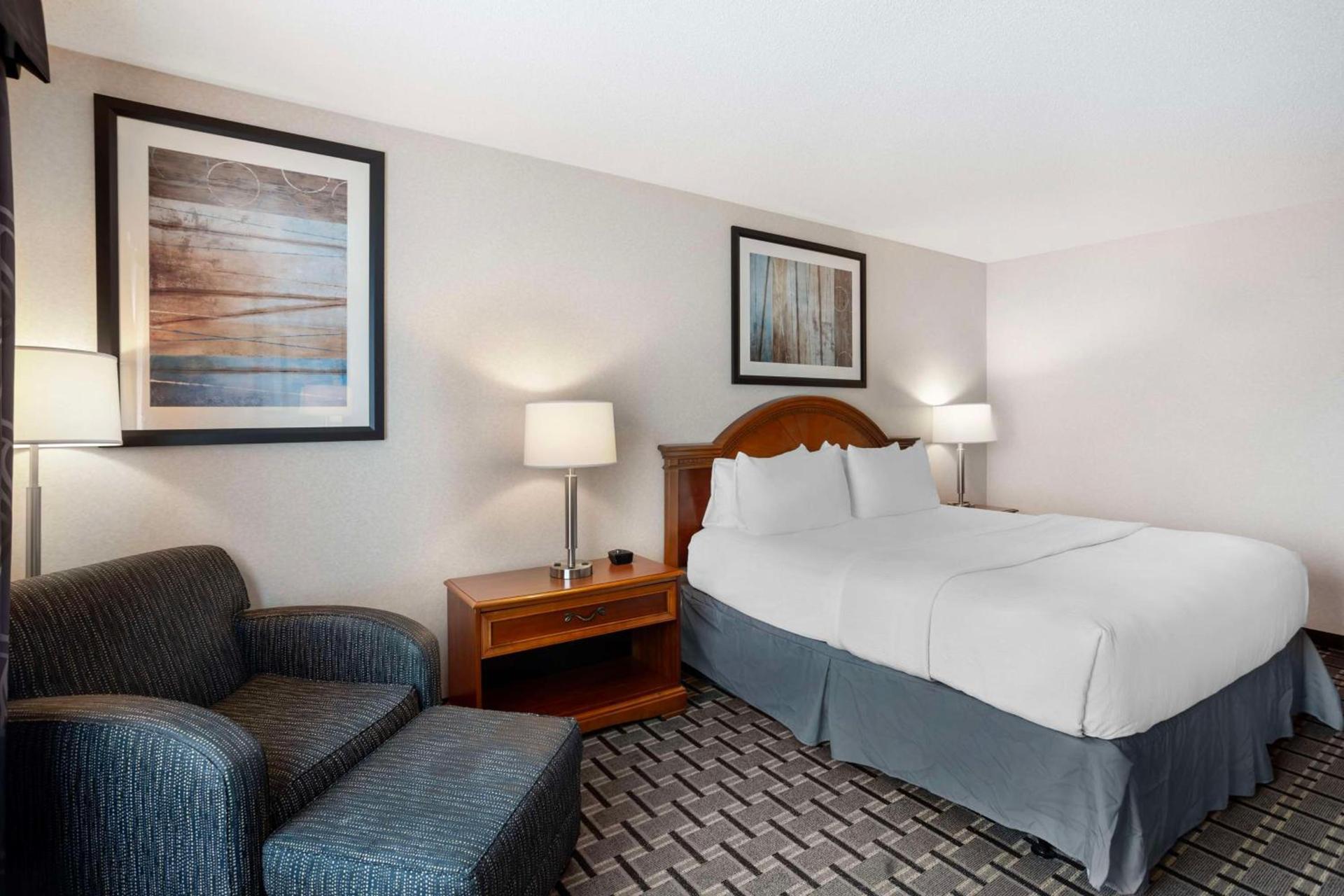 Best Western Plus Clearfield photo 25
