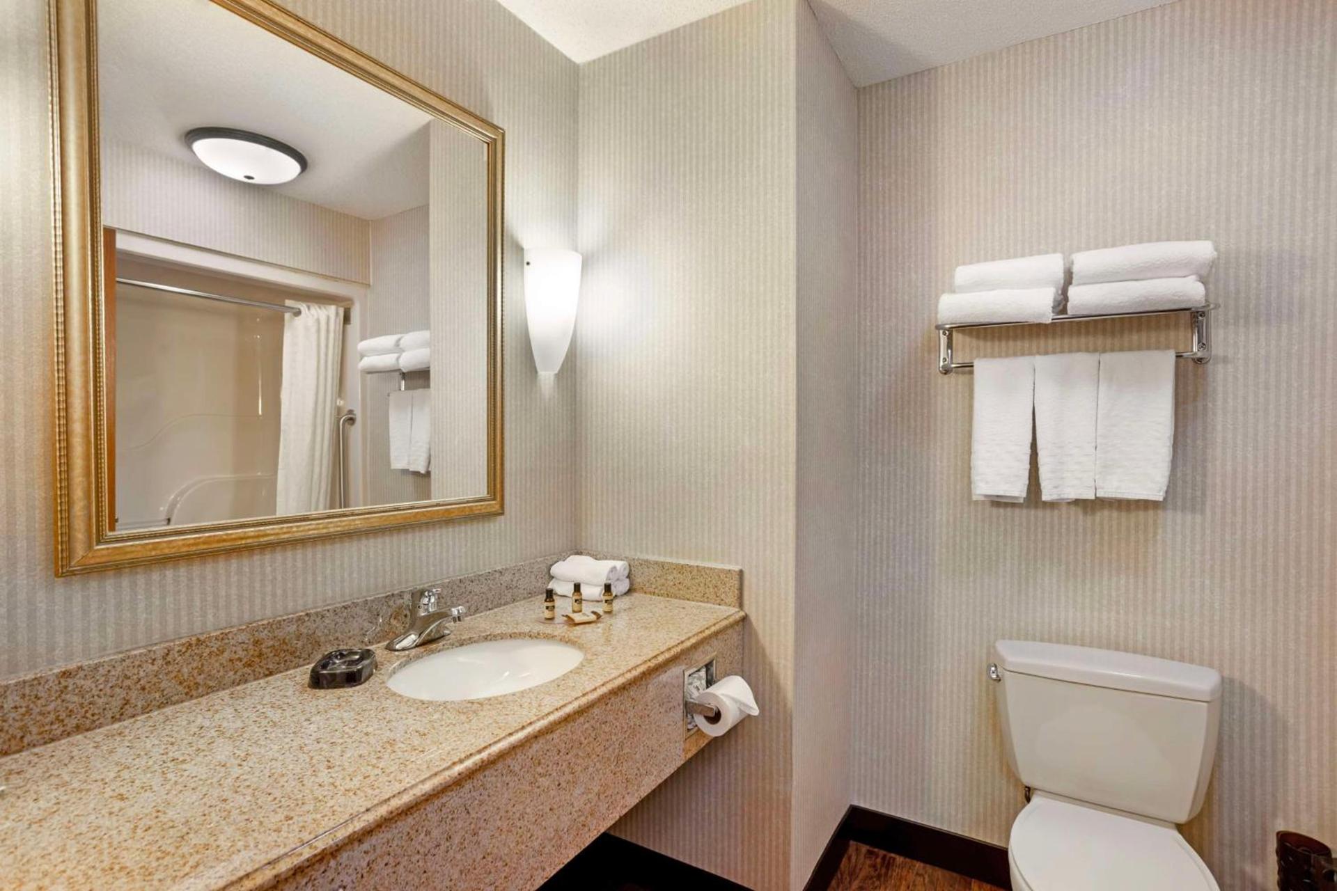 Best Western Plus Clearfield photo 27