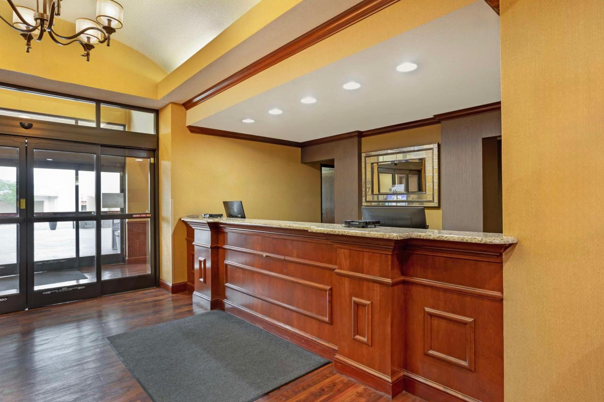 Best Western Plus Clearfield photo 39