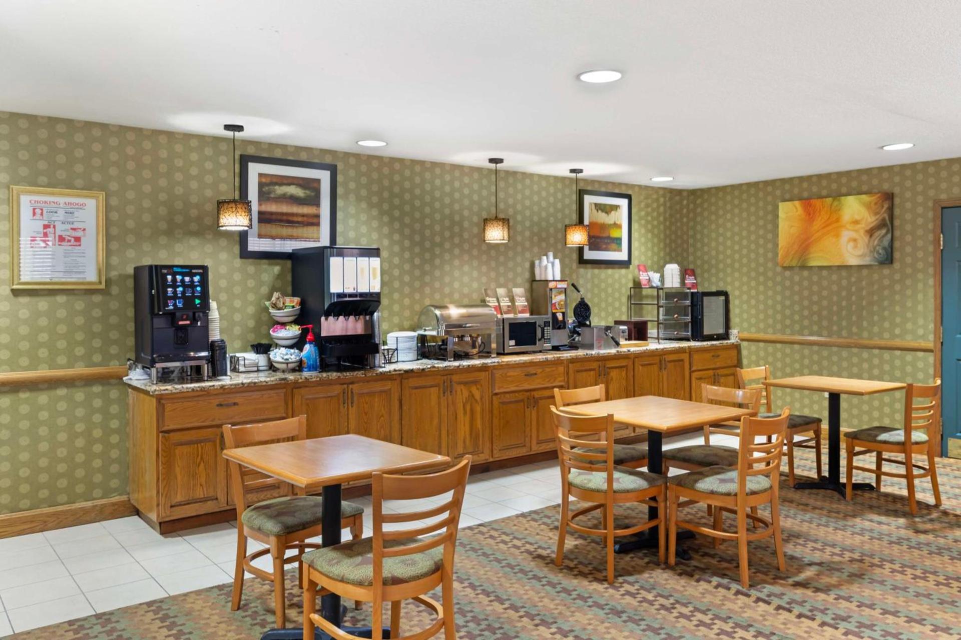 Best Western Plus Waco North photo 40