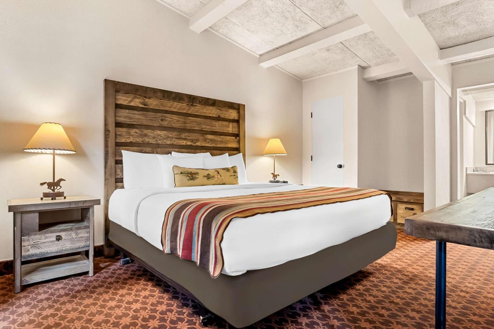 Best Western Outlaw Inn photo 15