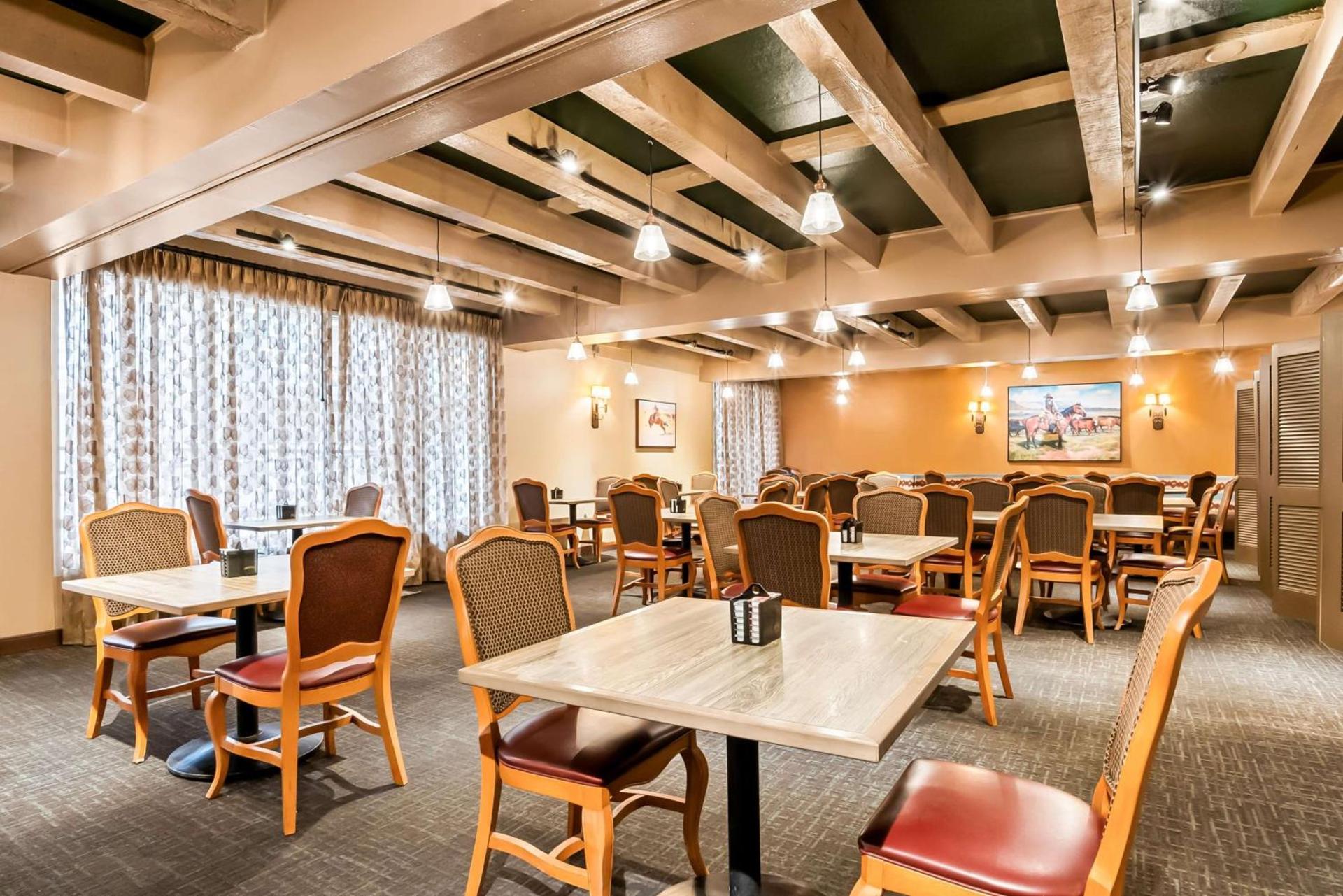 Best Western Outlaw Inn photo 40