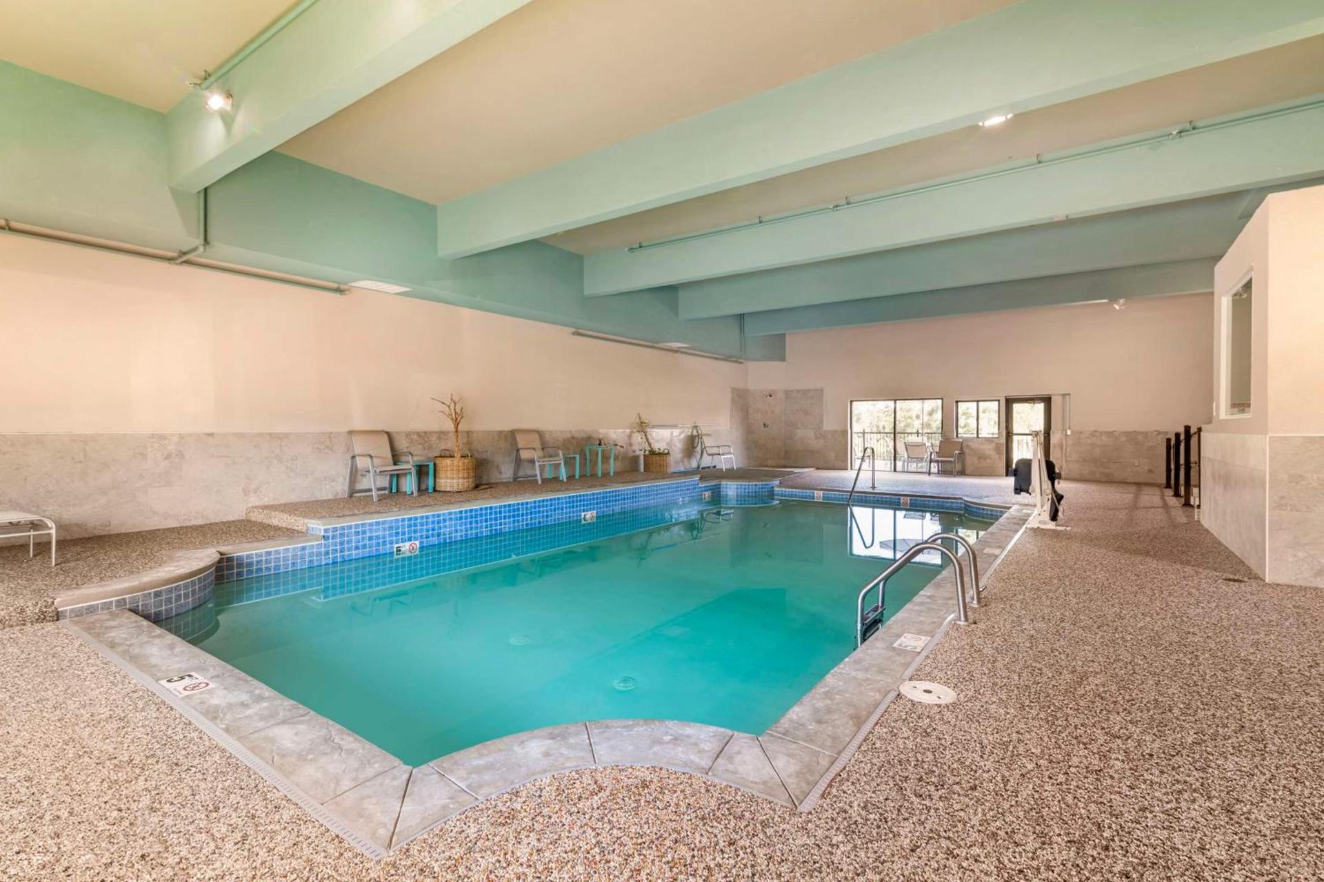 Best Western Plus Landmark Inn photo 4