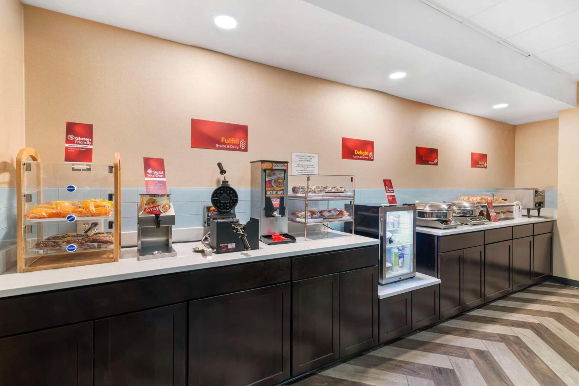 Best Western Plus Landmark Inn photo 11
