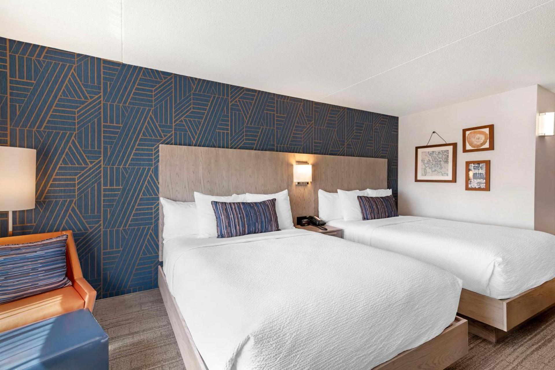 Best Western Plus Landmark Inn photo 34