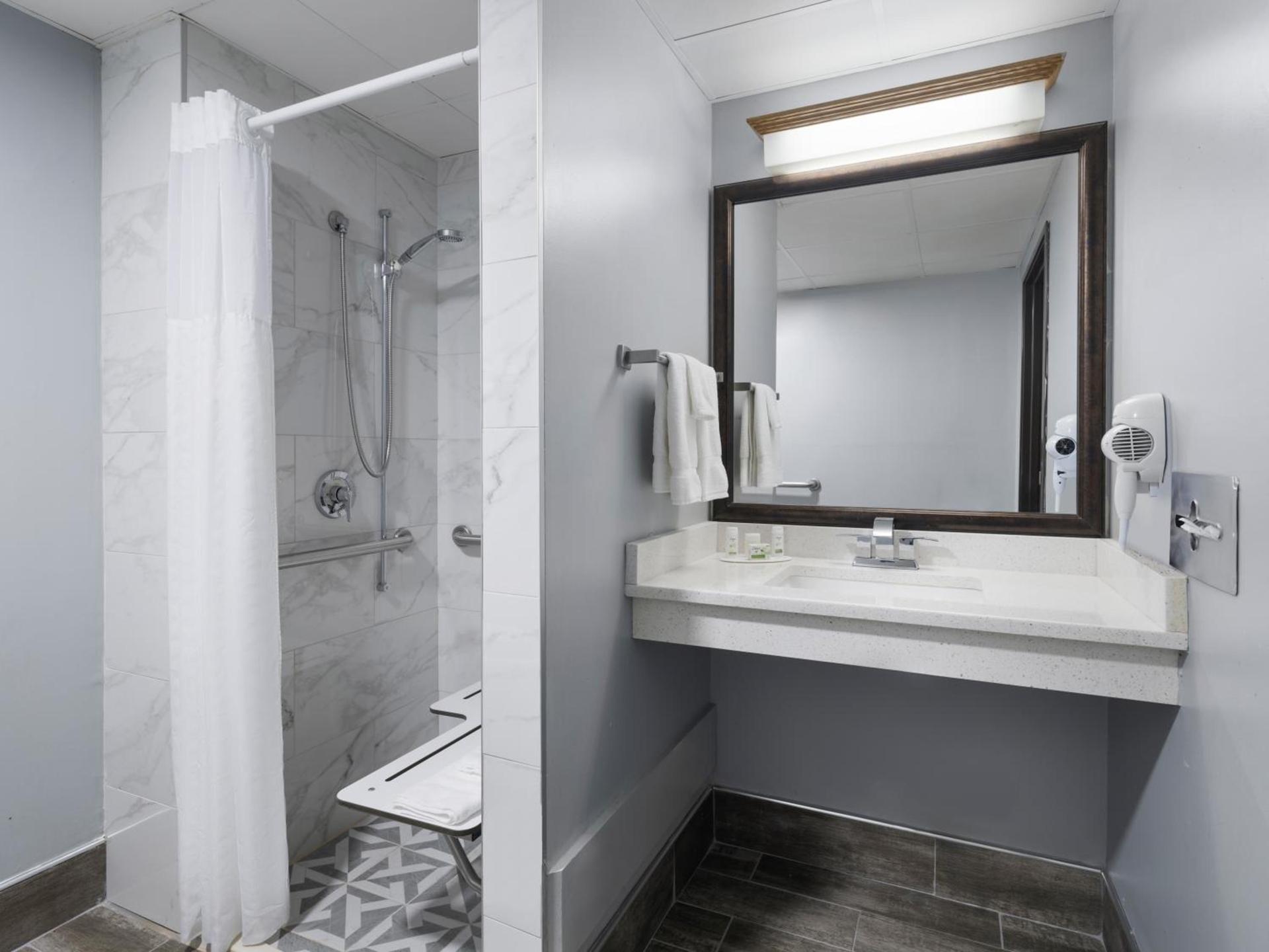 AmericInn by Wyndham Stuart photo 47