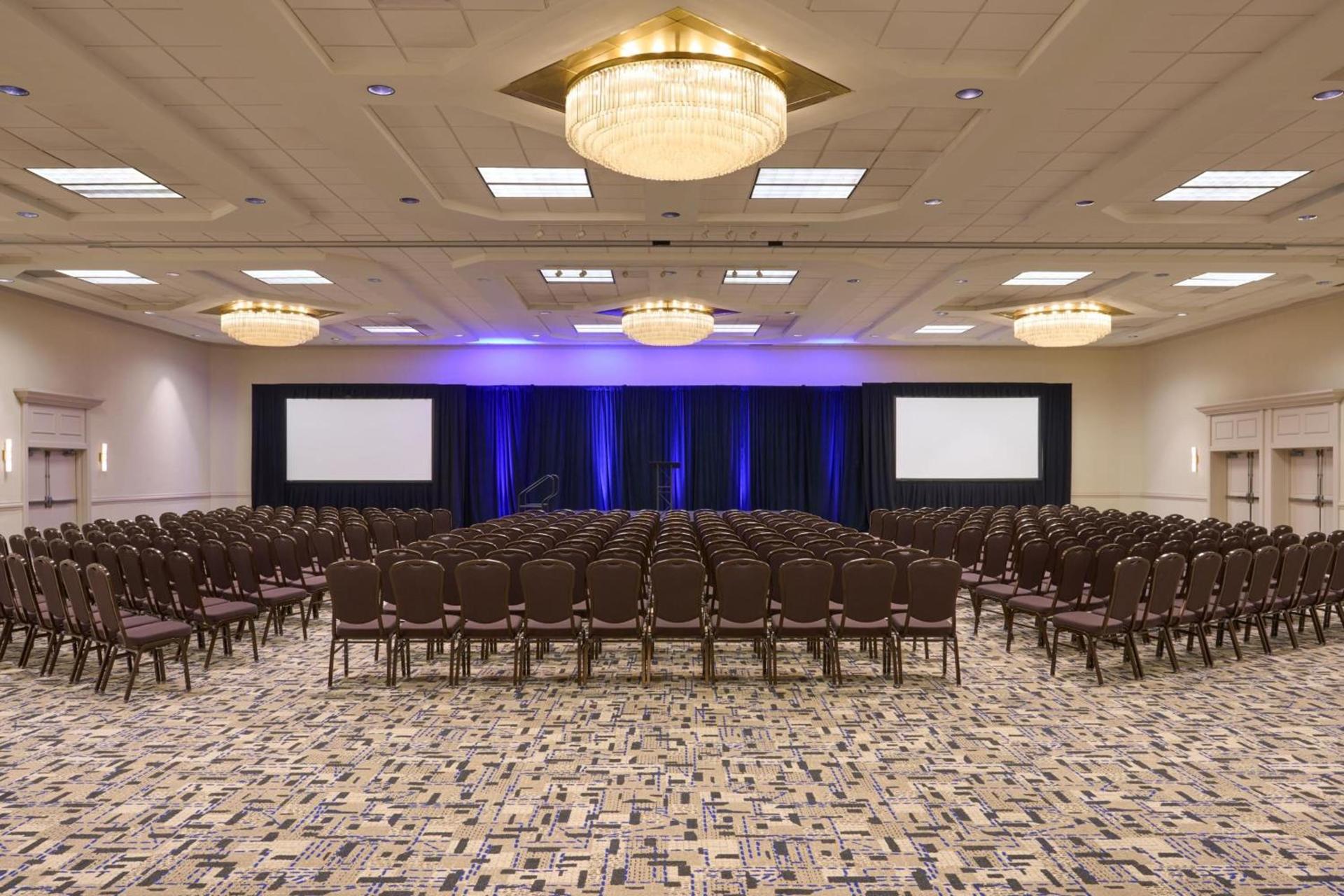 Sheraton Pittsburgh Hotel at Station Square photo 53