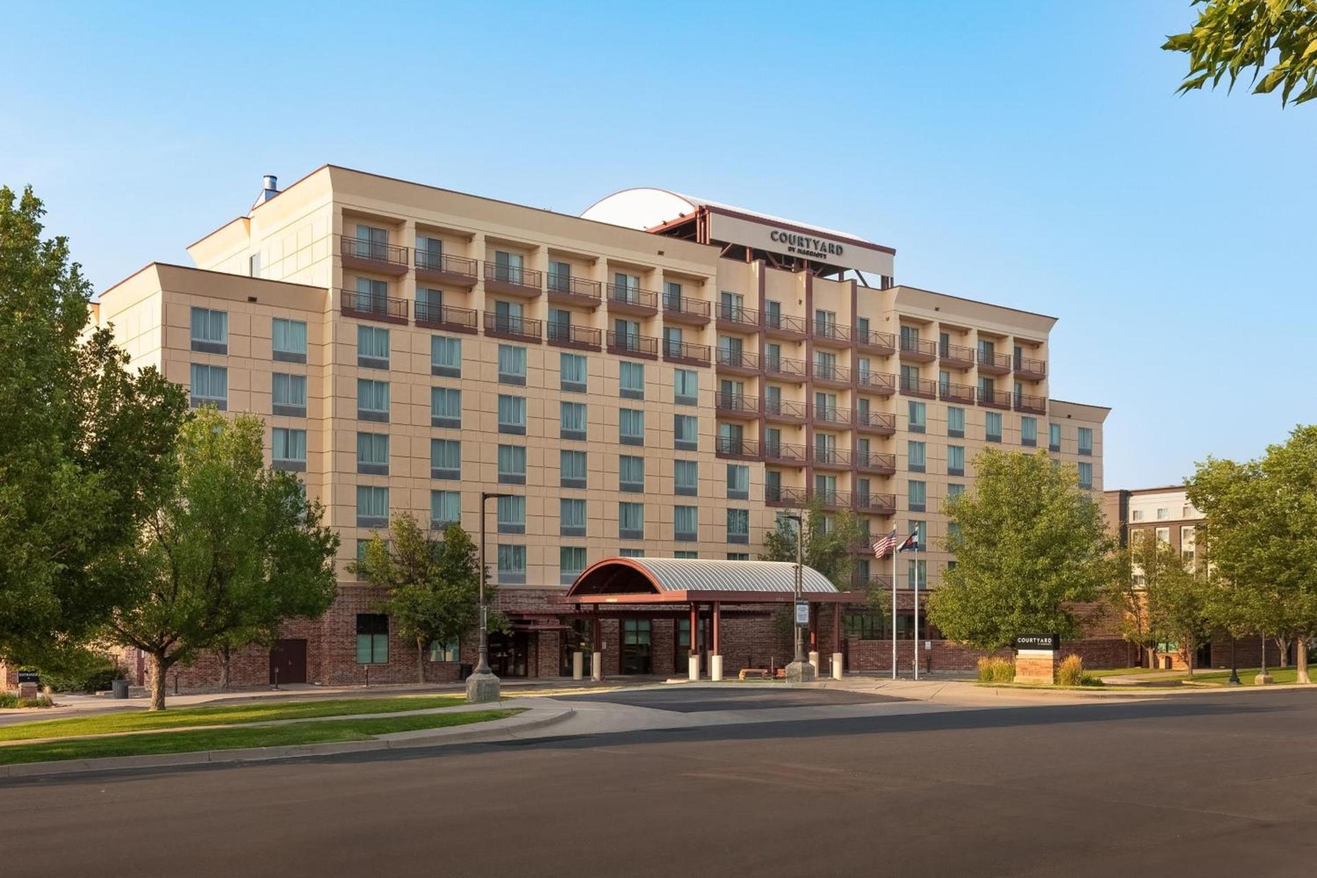 Courtyard by Marriott Denver Airport photo 2
