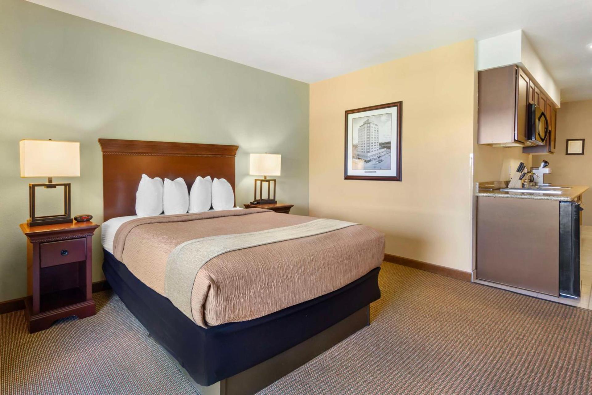 Best Western Plus Ahtanum Inn photo 40