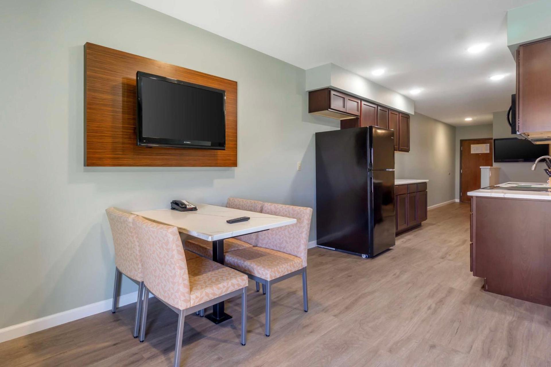 Best Western Plus Ahtanum Inn photo 47