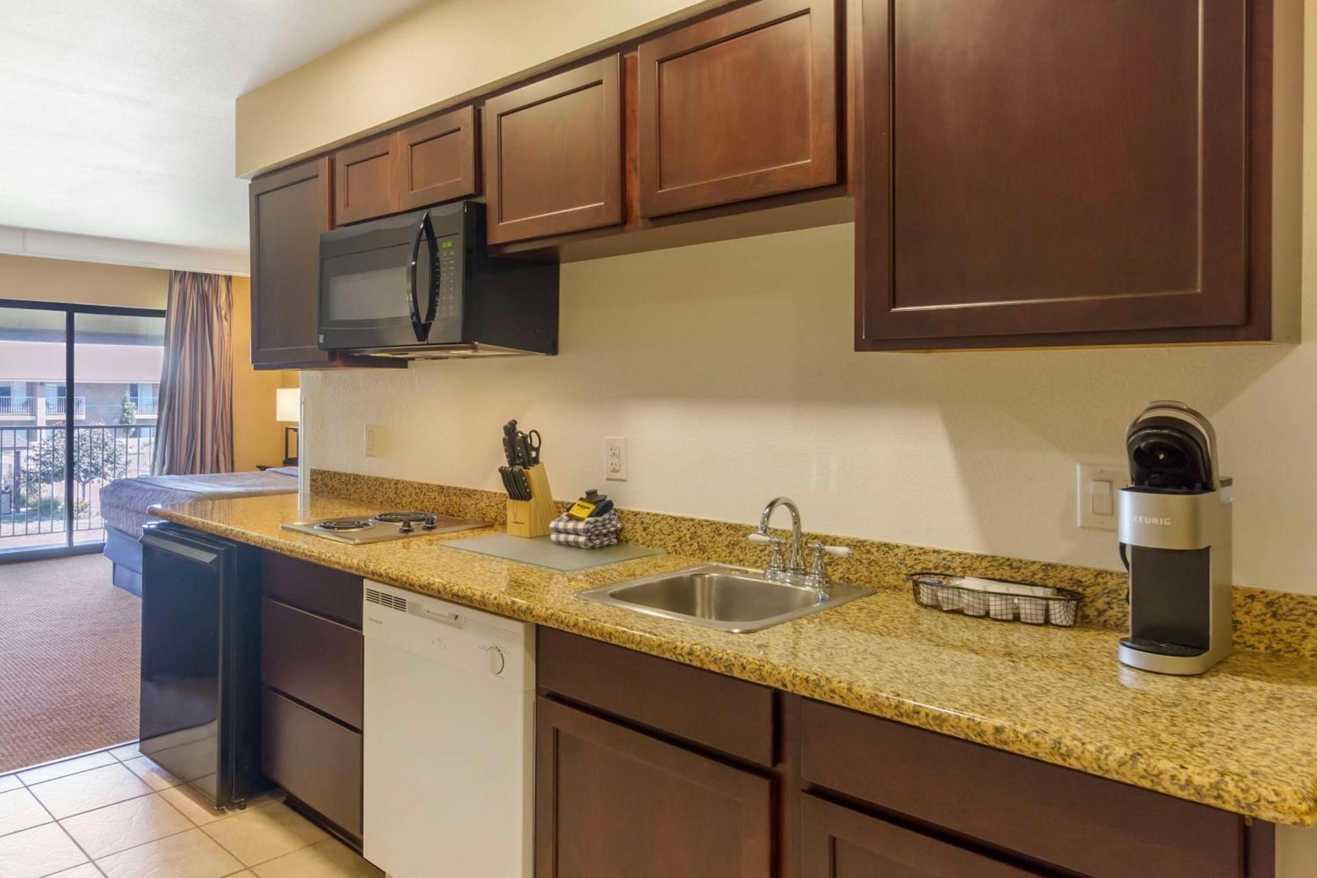 Best Western Plus Ahtanum Inn photo 50